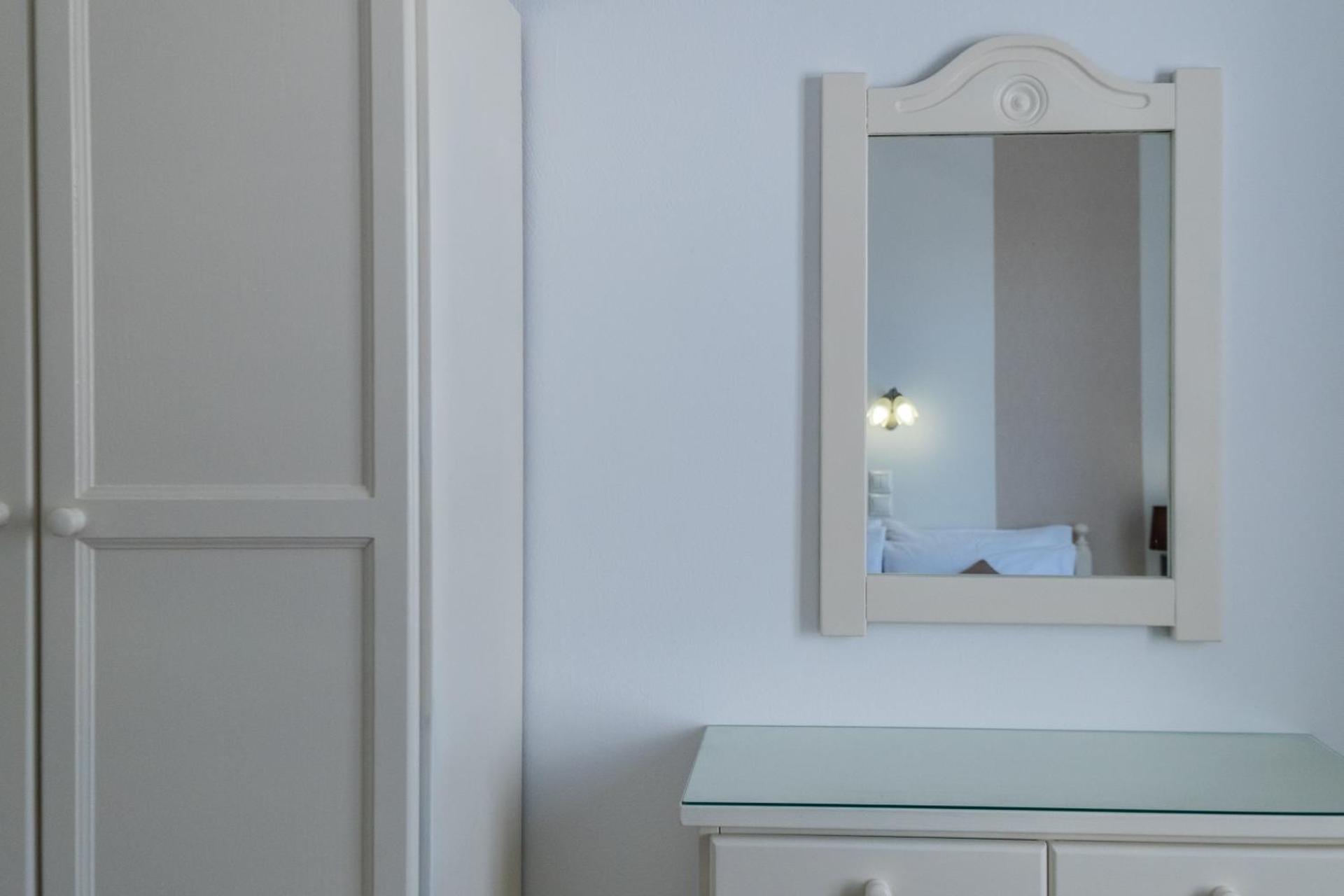 Joseph Studios - Photo 60