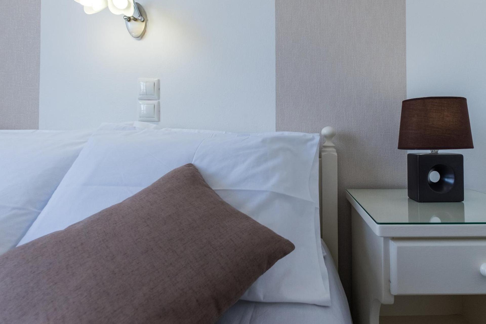 Joseph Studios - Photo 52