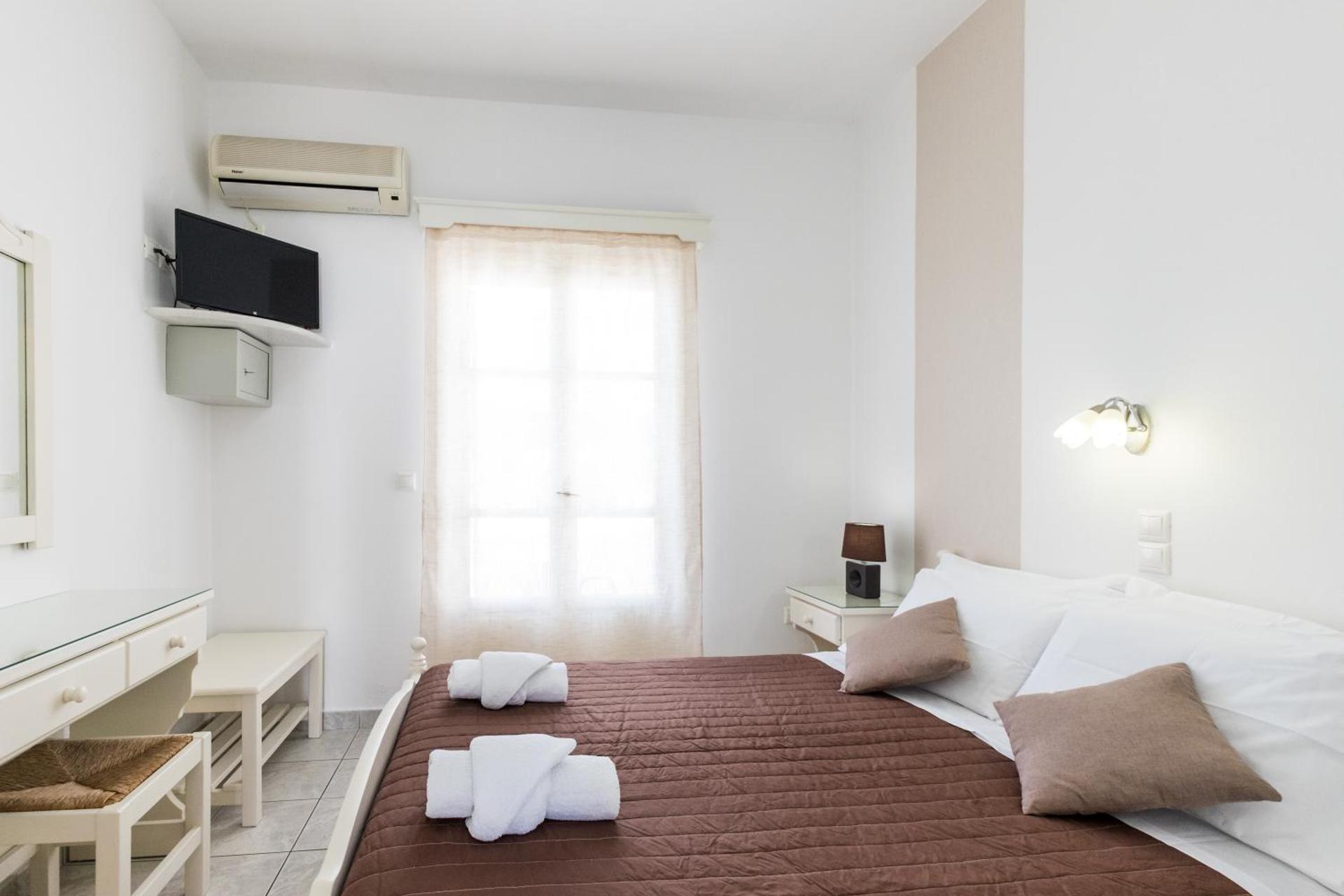 Joseph Studios - Photo 47