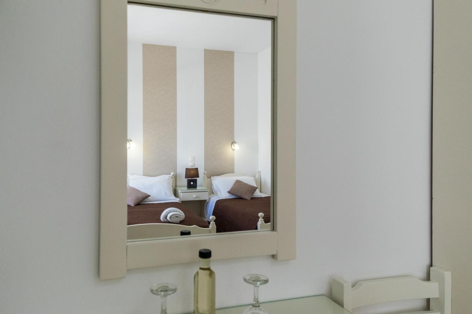 Joseph Studios - Photo 105