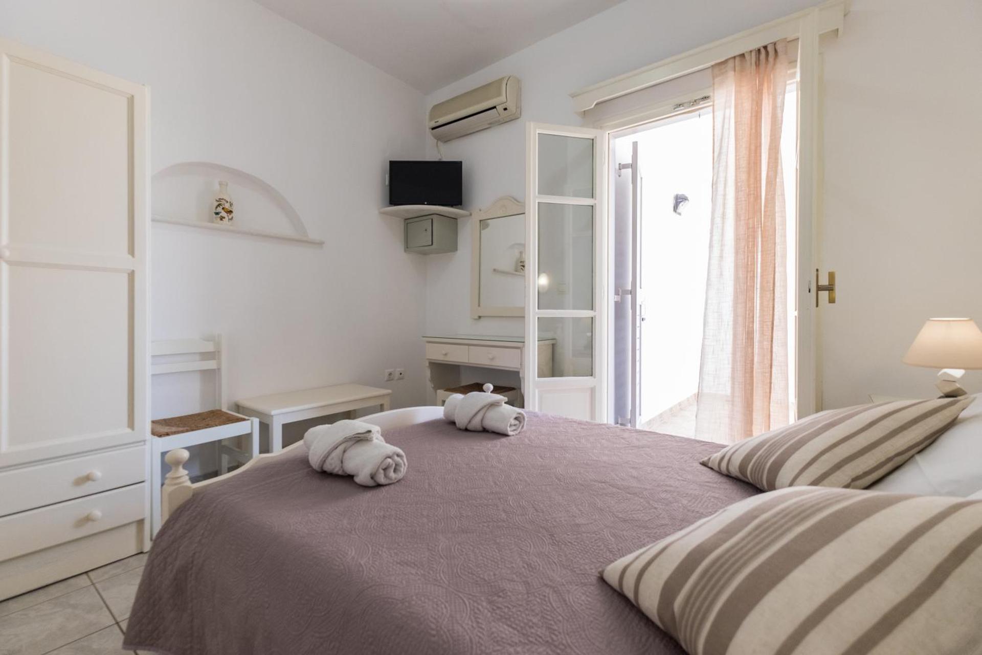 Joseph Studios - Photo 131