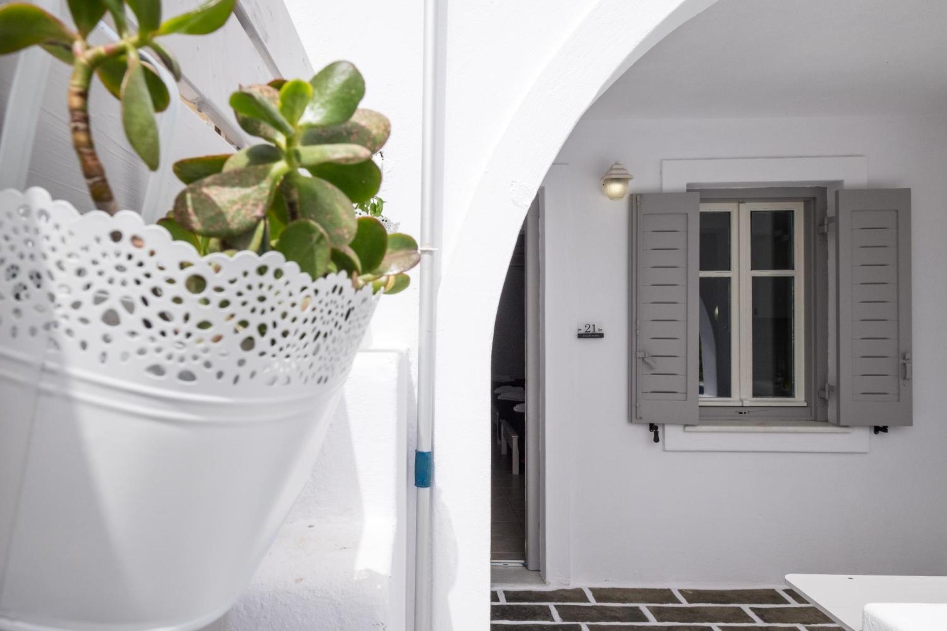 Joseph Studios - Photo 82