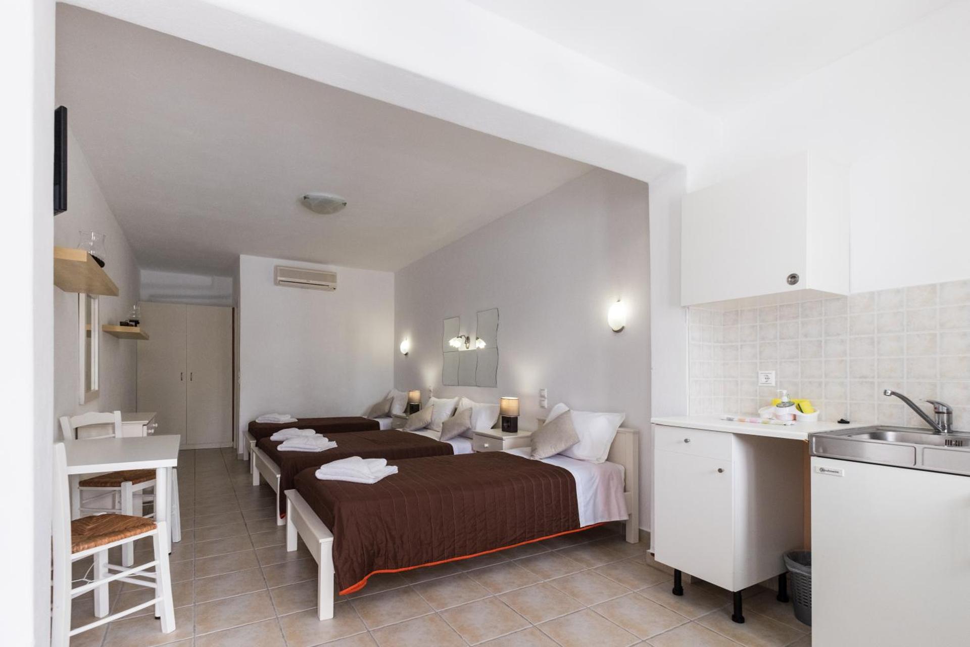 Joseph Studios - Photo 90