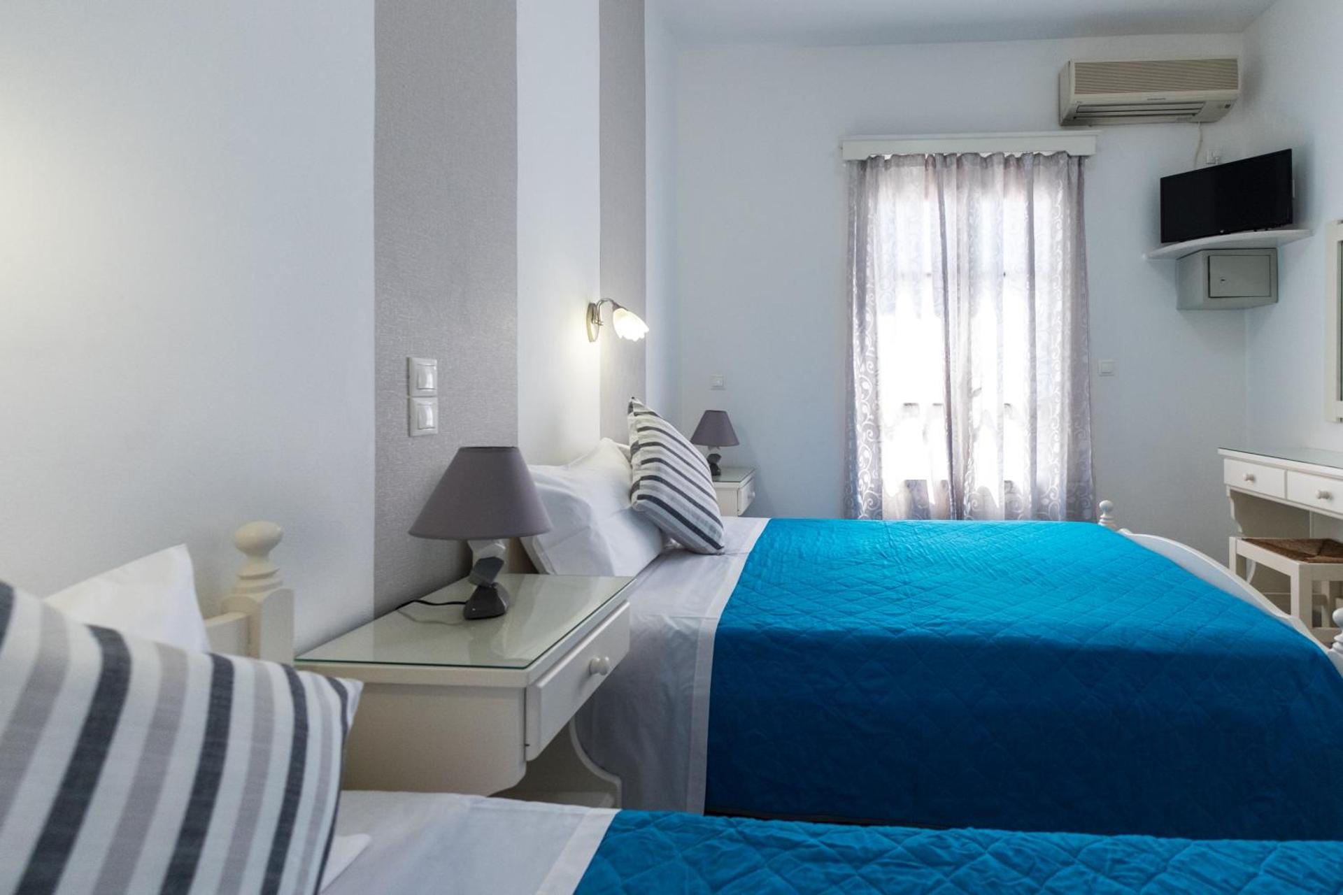 Joseph Studios - Photo 74