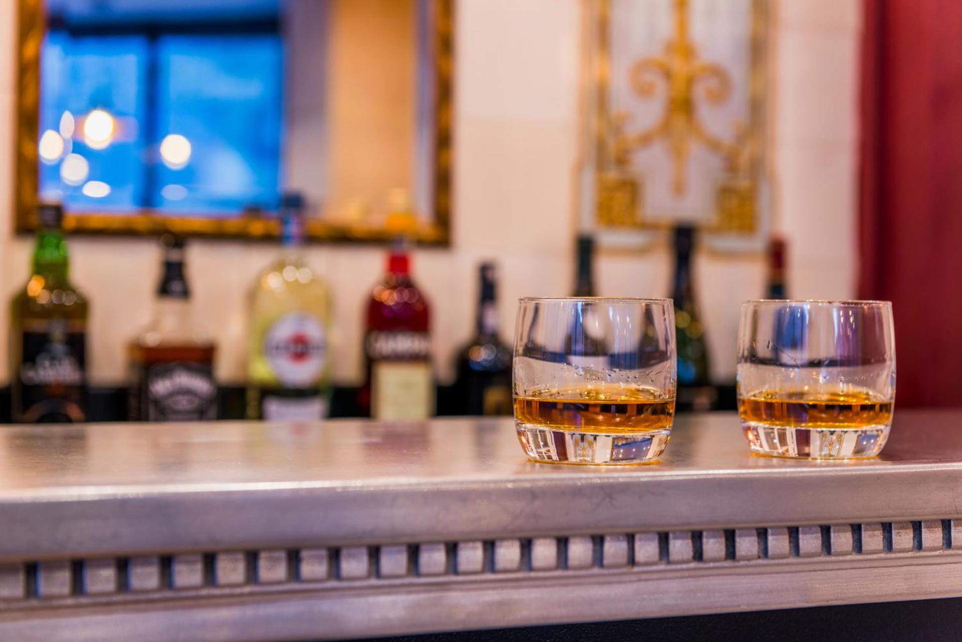 Paris France Hotel - Photo 15