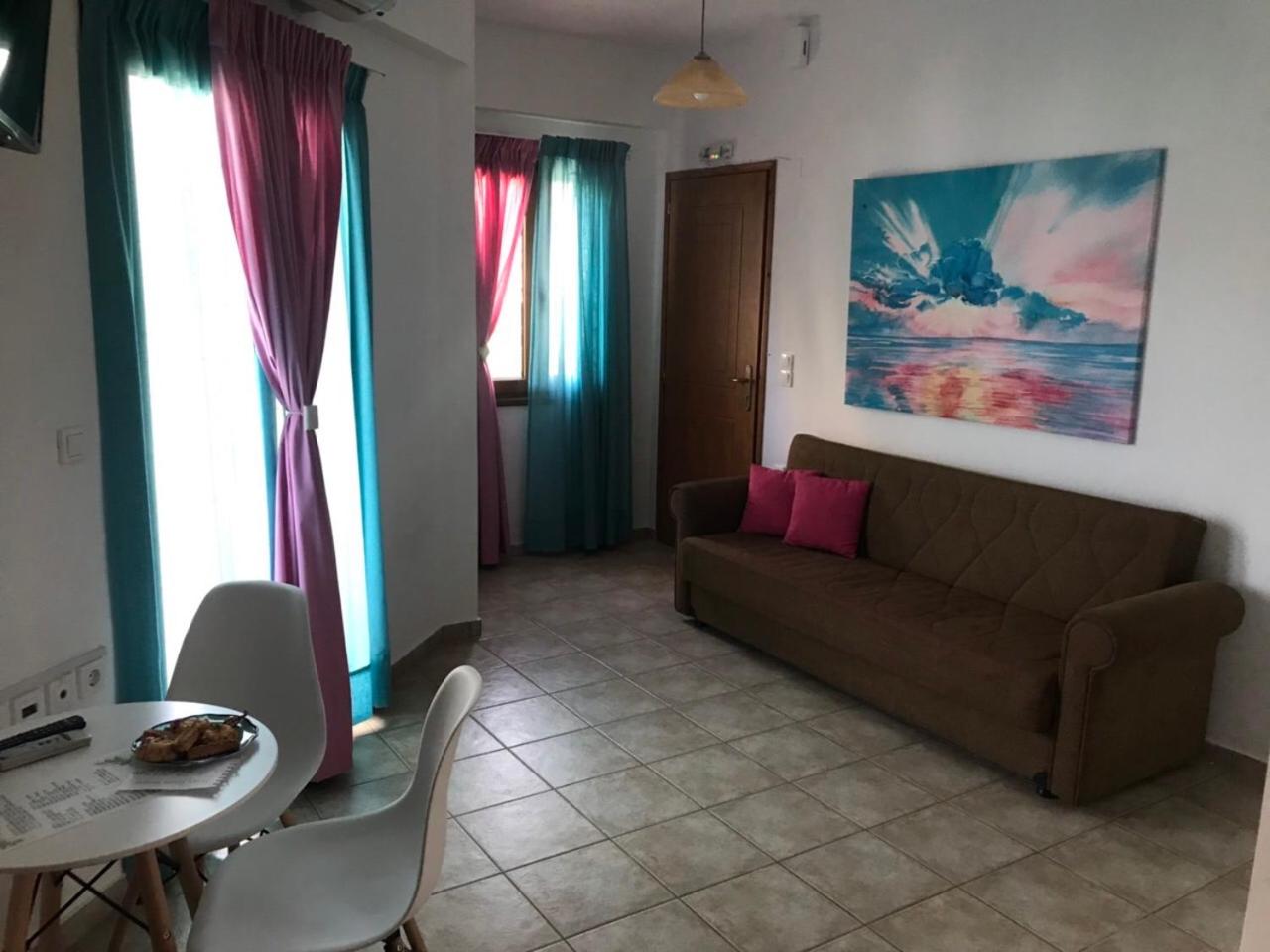 Vrisi Apartments & Villa - Photo 35
