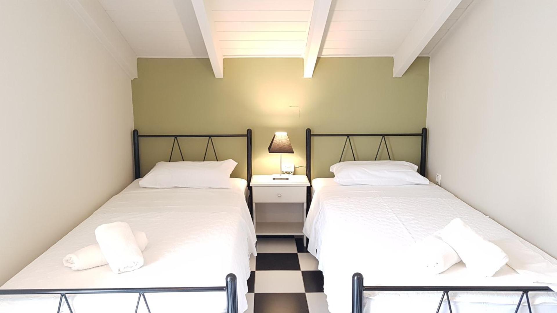 Stefanos Studios - Photo 64