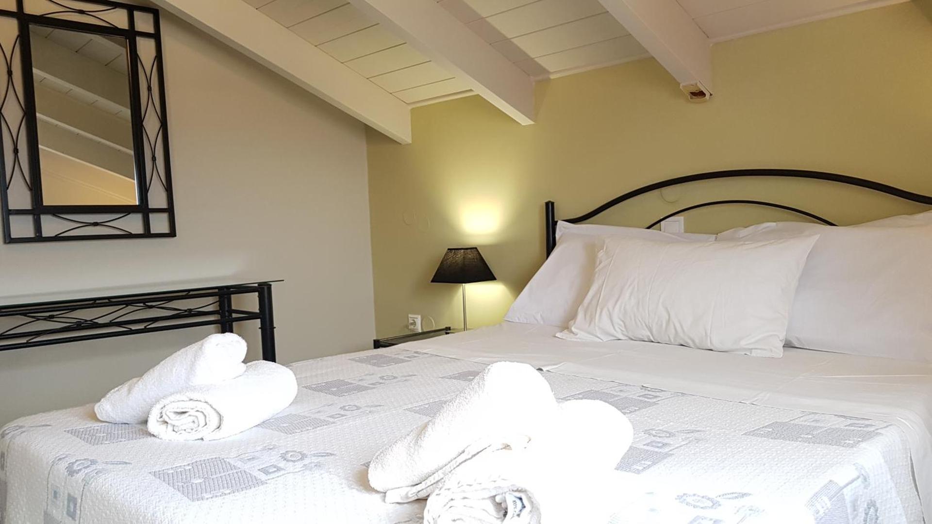 Stefanos Studios - Photo 61