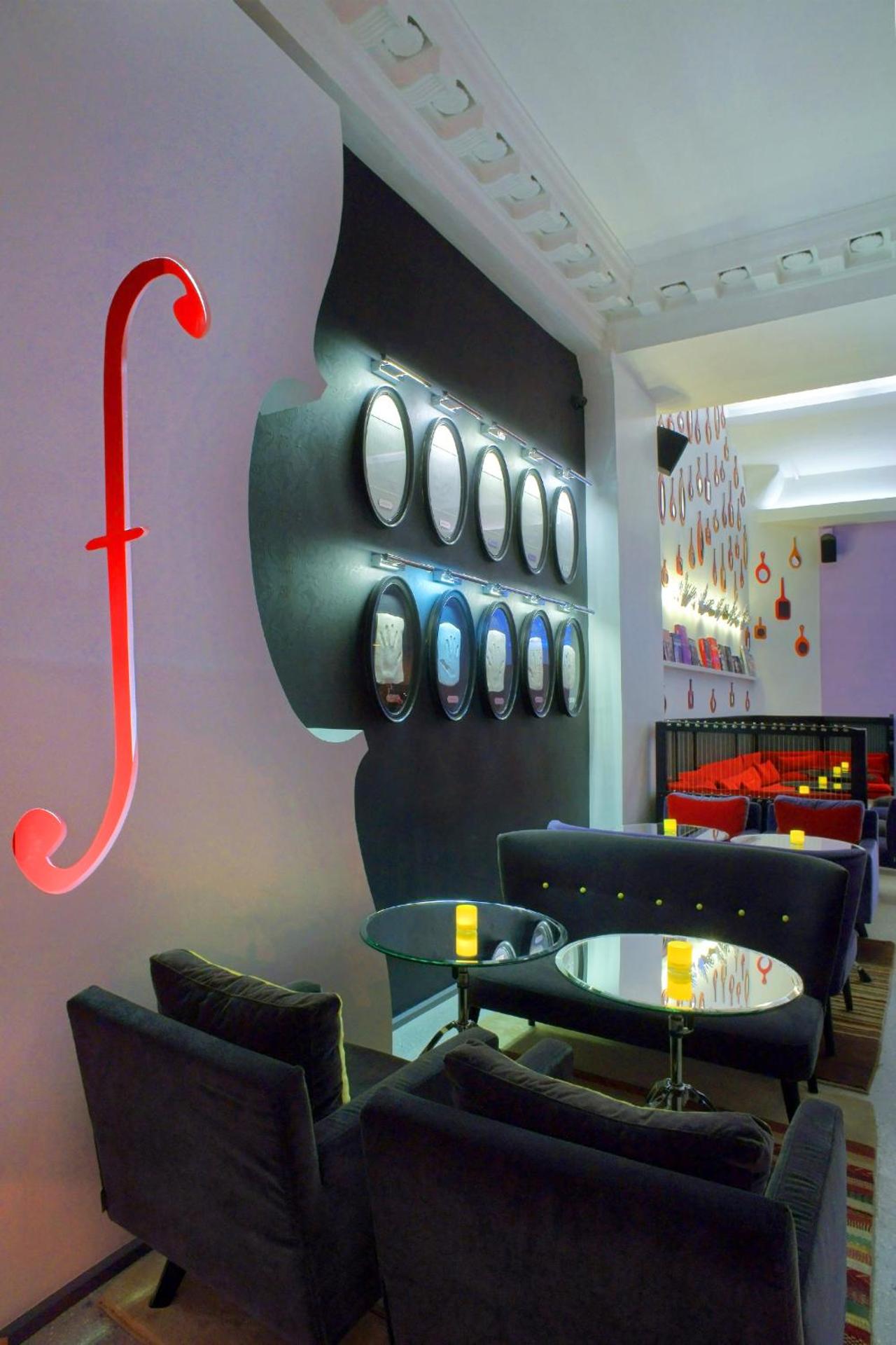 Hôtel du Triangle d'Or - Photo 12