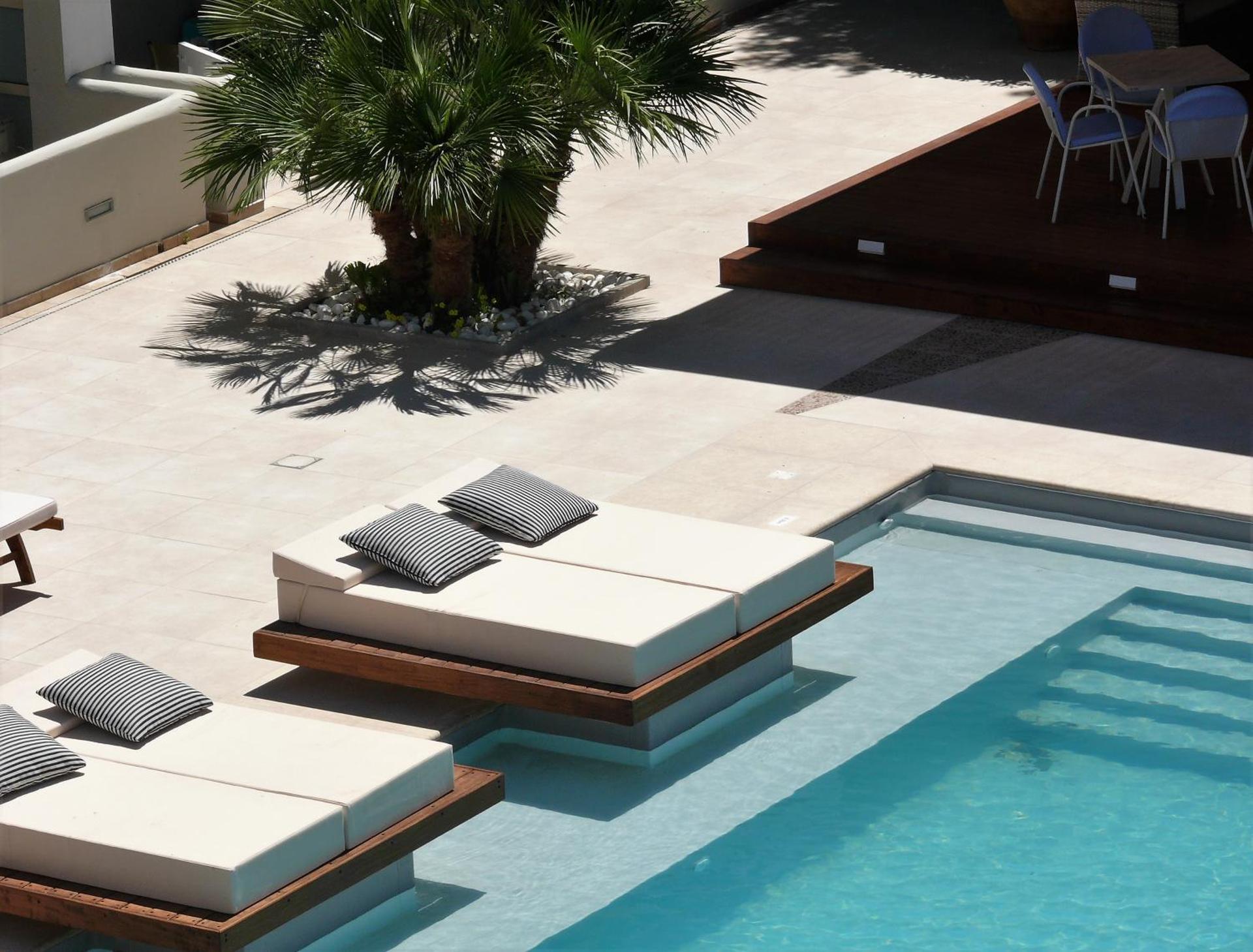 Danae Hotel - Photo 12