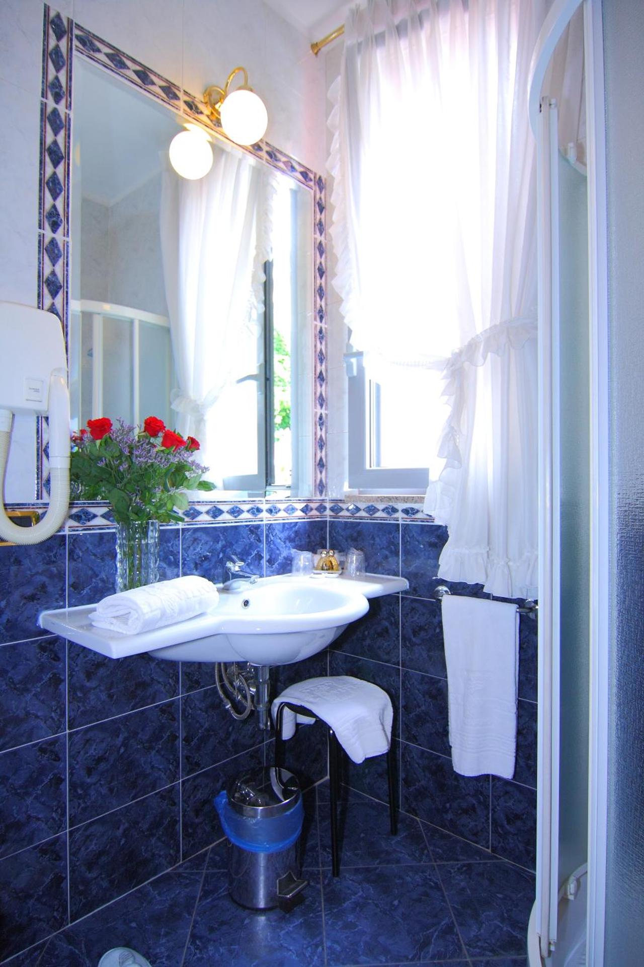 Hotel Vittoria - Photo 105