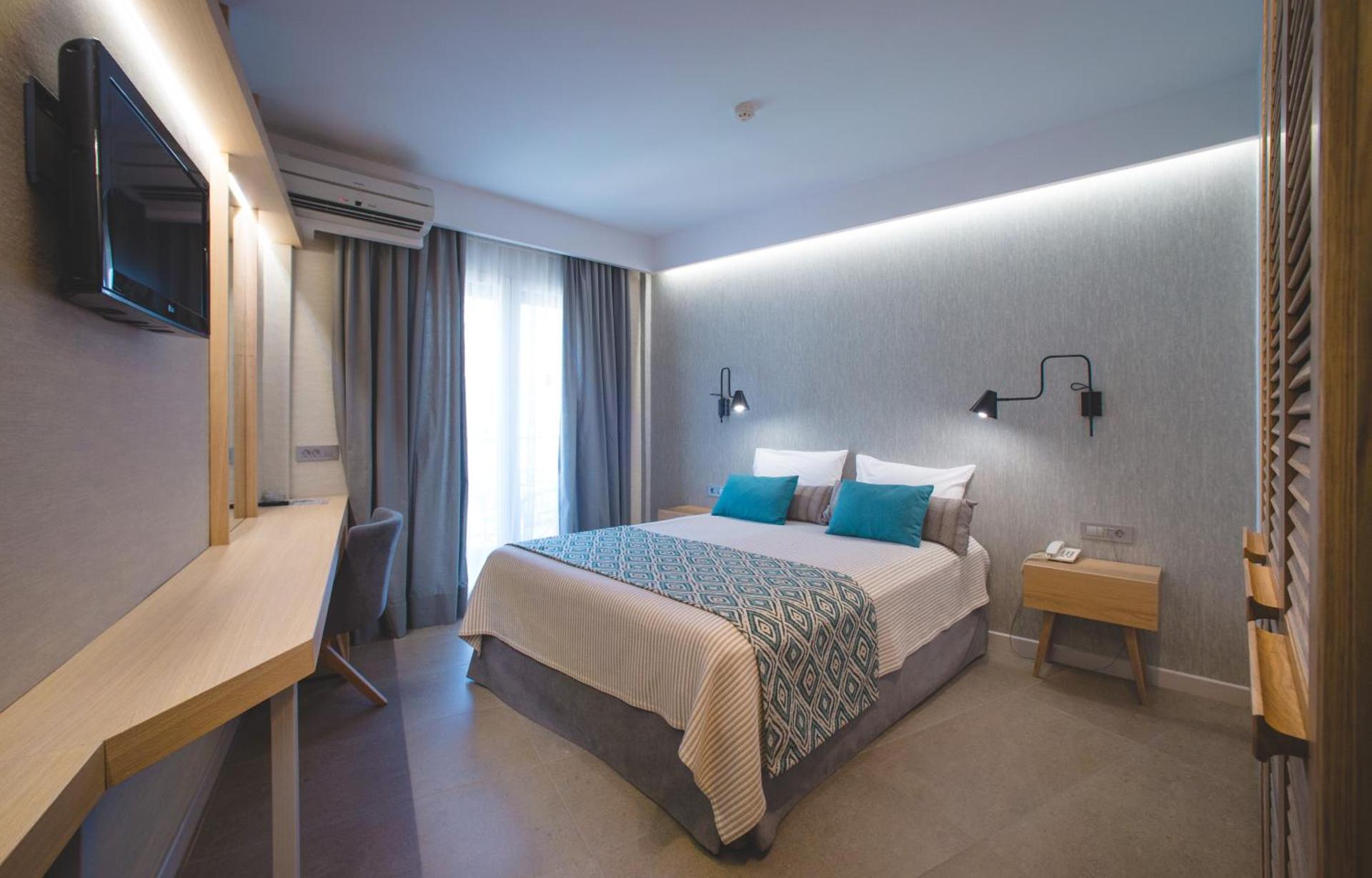 Minoa Hotel - Photo 19