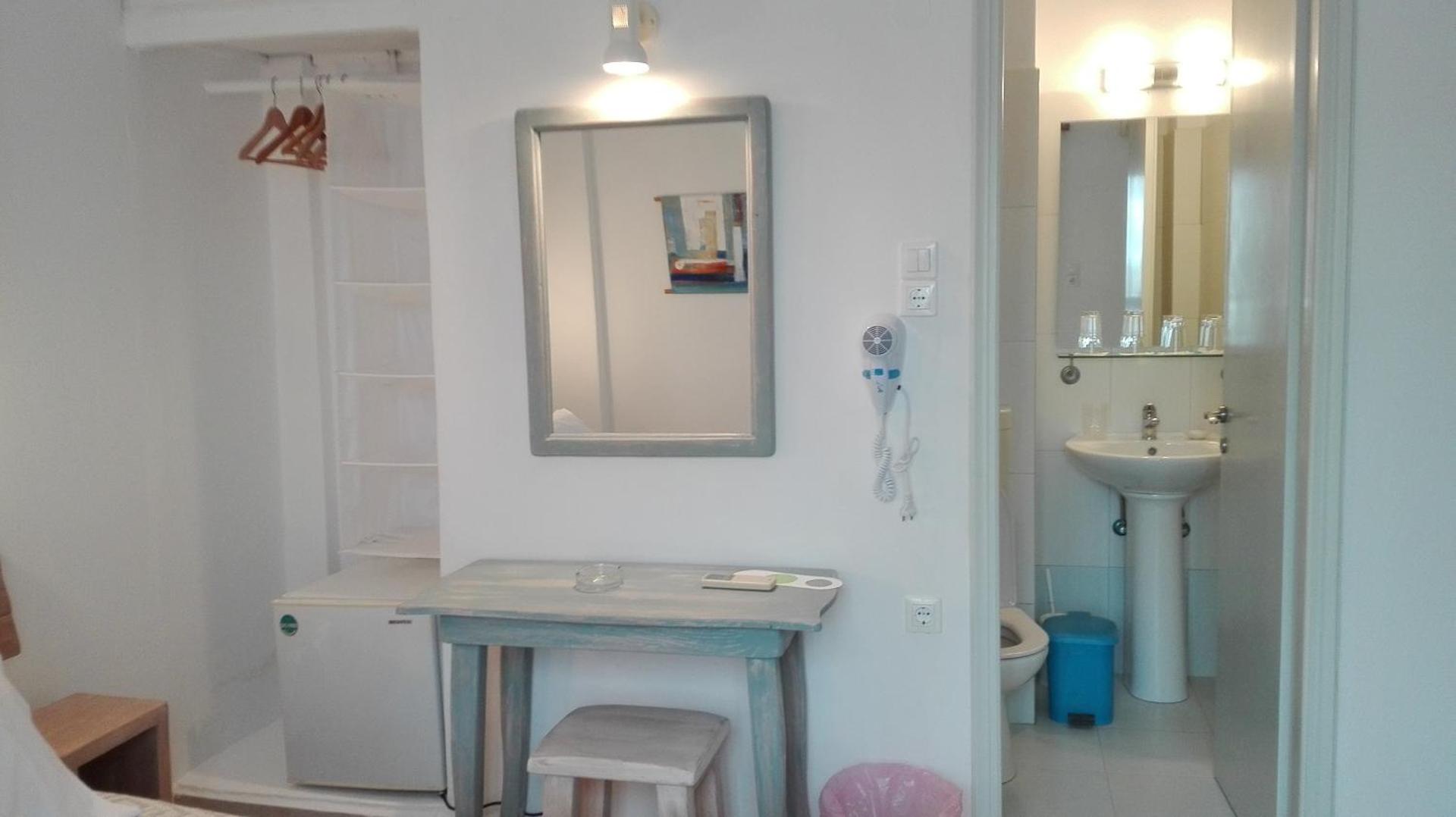 Londos Hotel - Photo 60