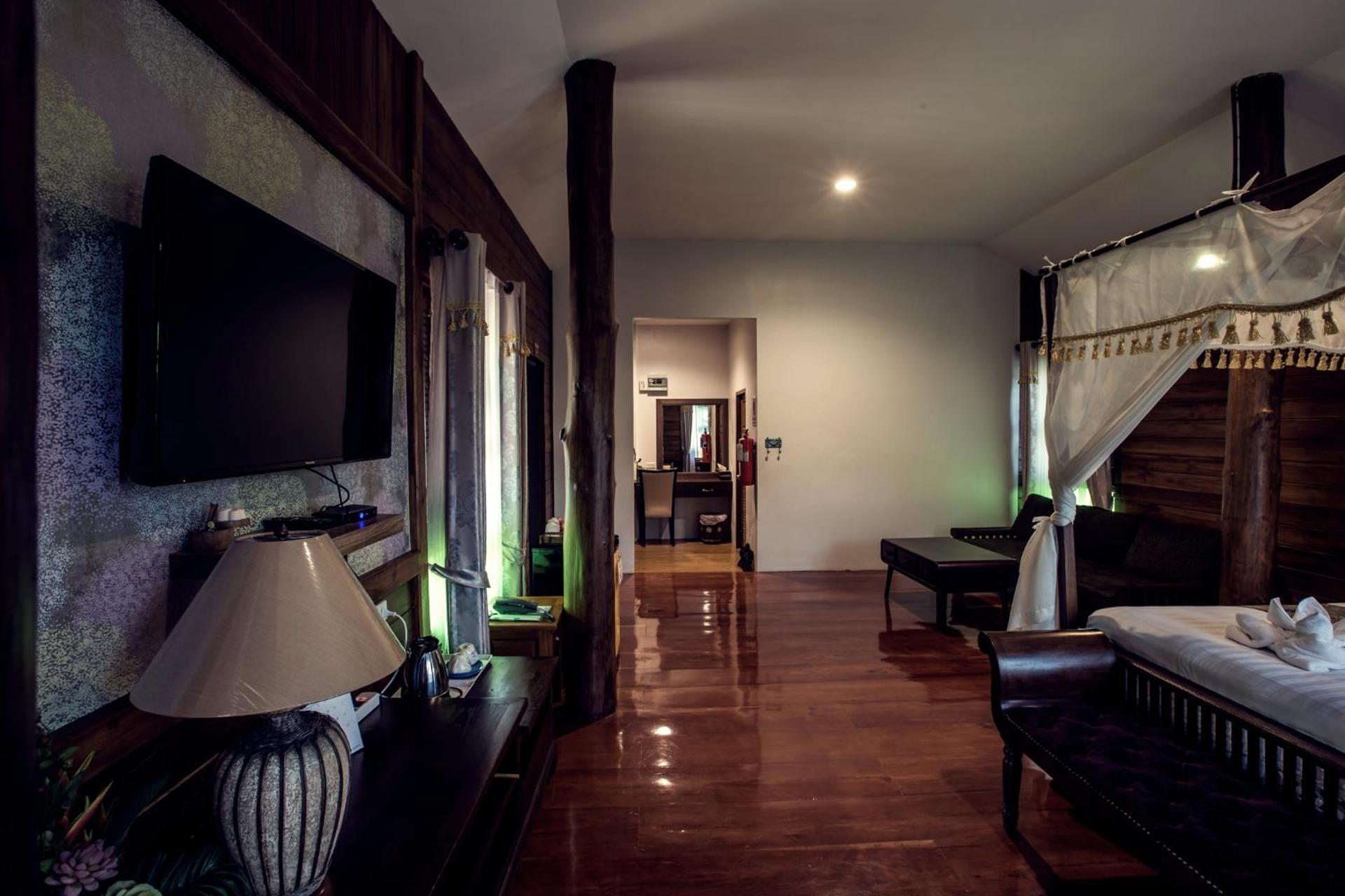 Buraphat Resort - Photo 6