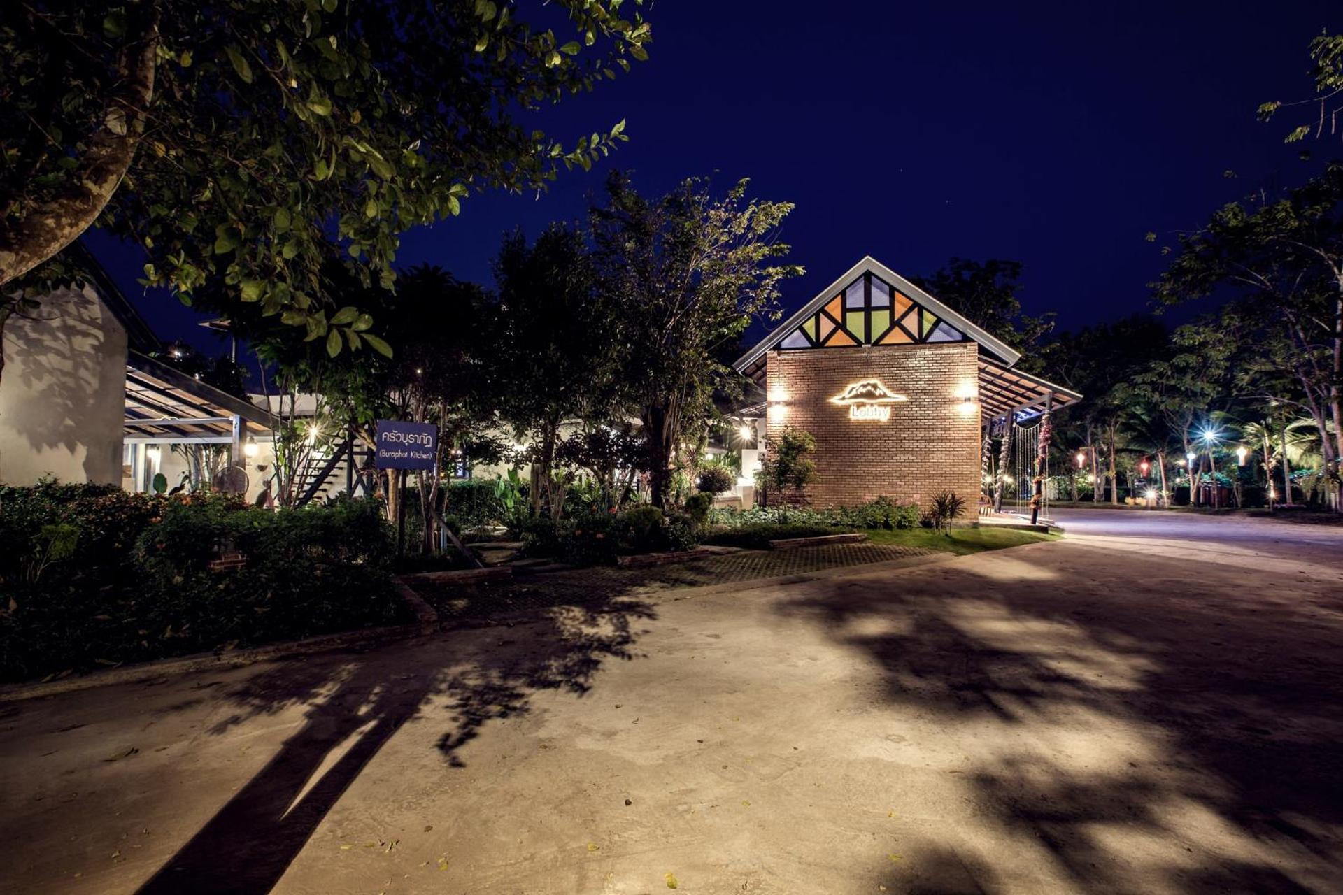 Buraphat Resort - Photo 160