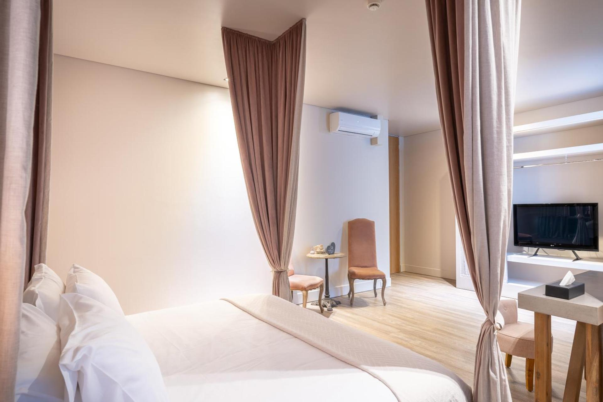 Mikelina Boutique Hotel - Photo 45