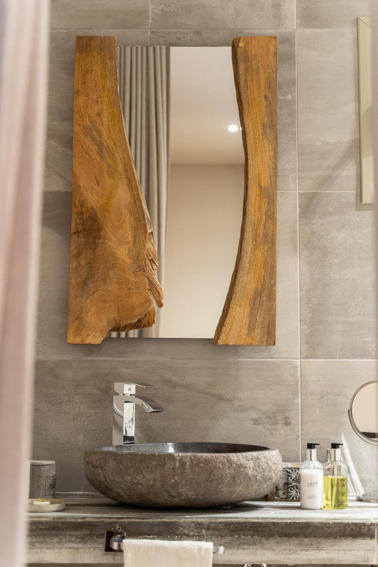 Mikelina Boutique Hotel - Photo 41