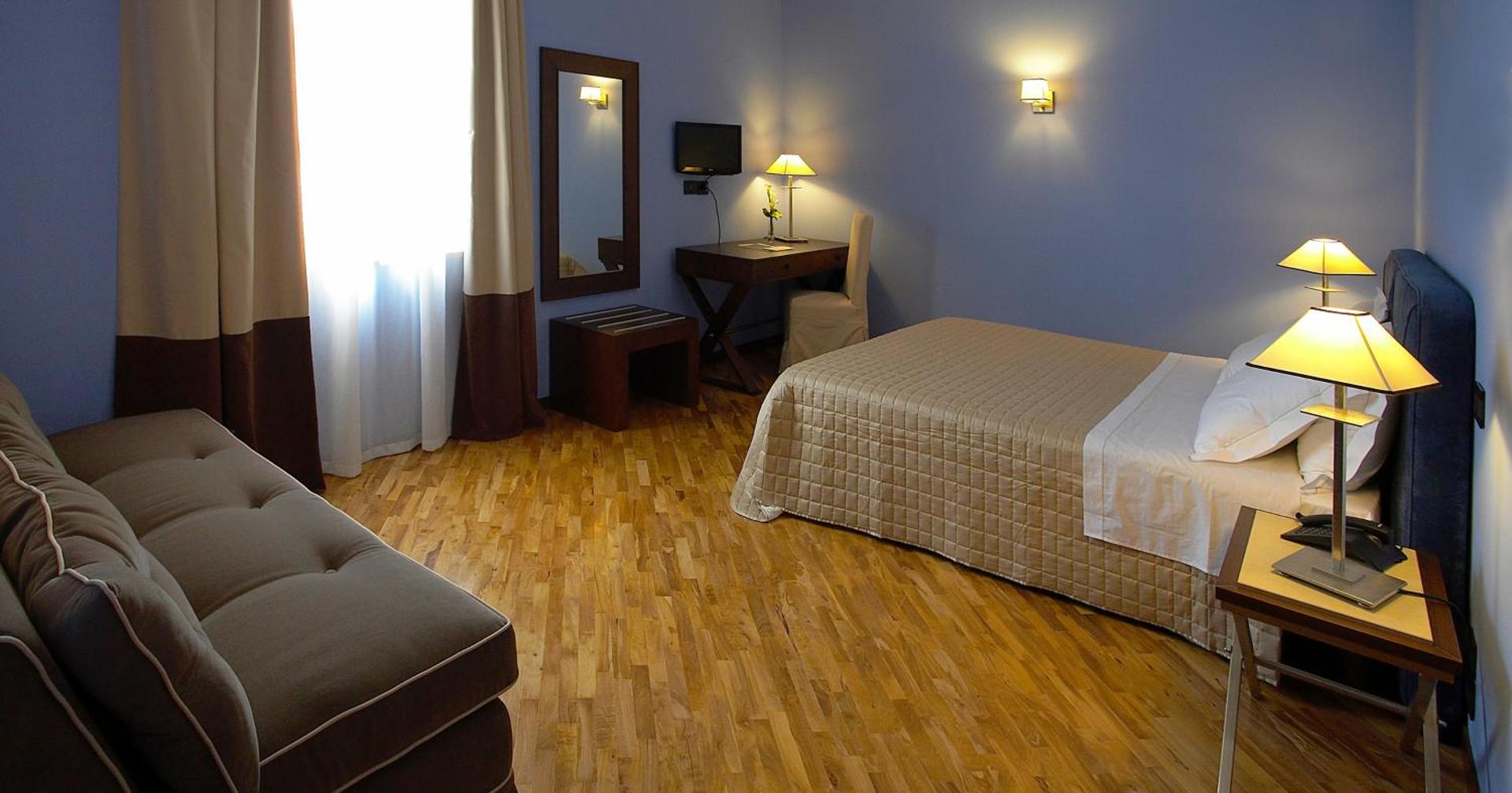 Hotel Messenion - Photo 18