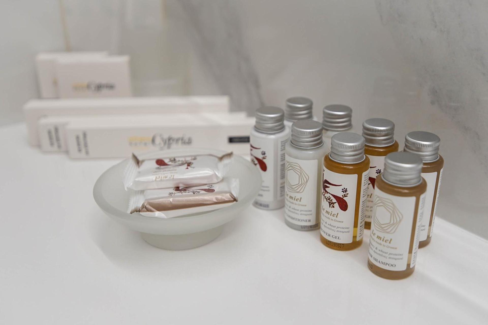 Athens Cypria Hotel - Photo 38