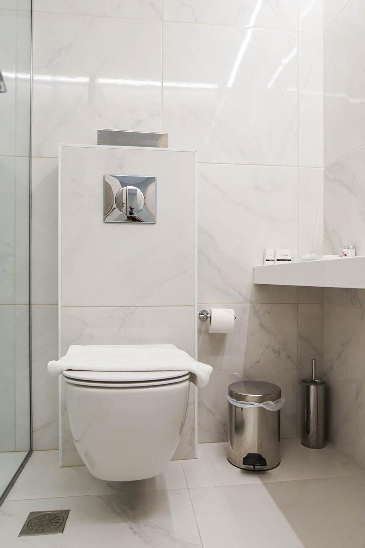 Athens Cypria Hotel - Photo 20