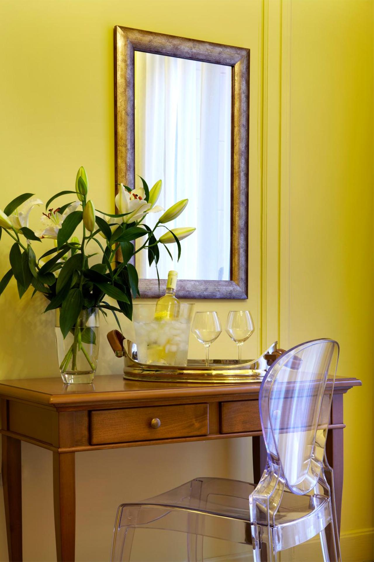 Sweet Home Hotel - Photo 21