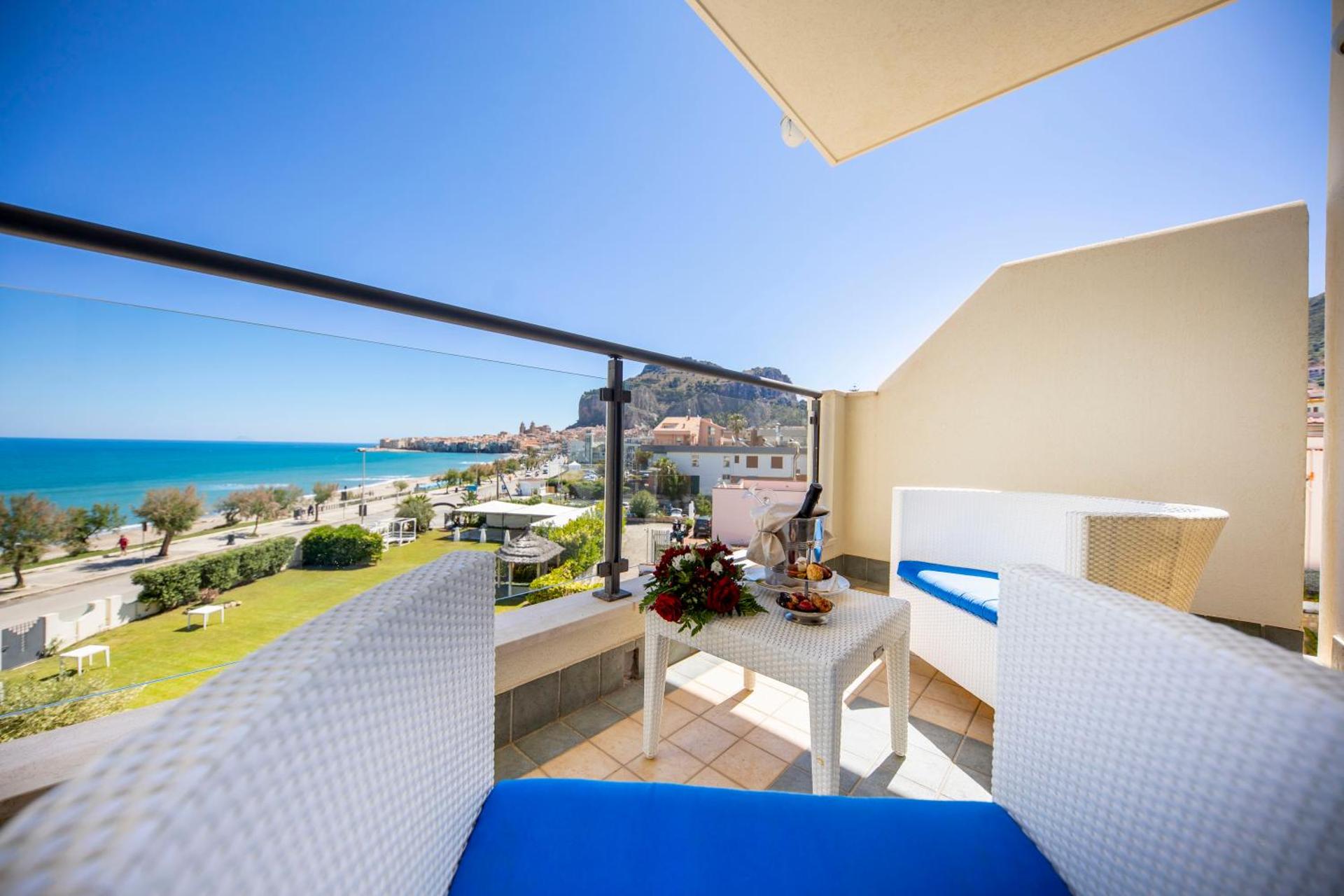 Cefalù Sea Palace - Photo 74