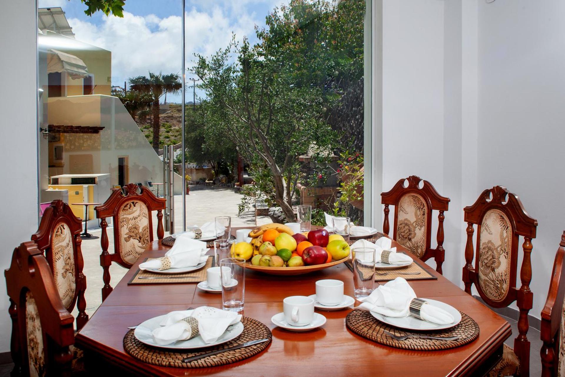 Arlene Suites - Photo 5