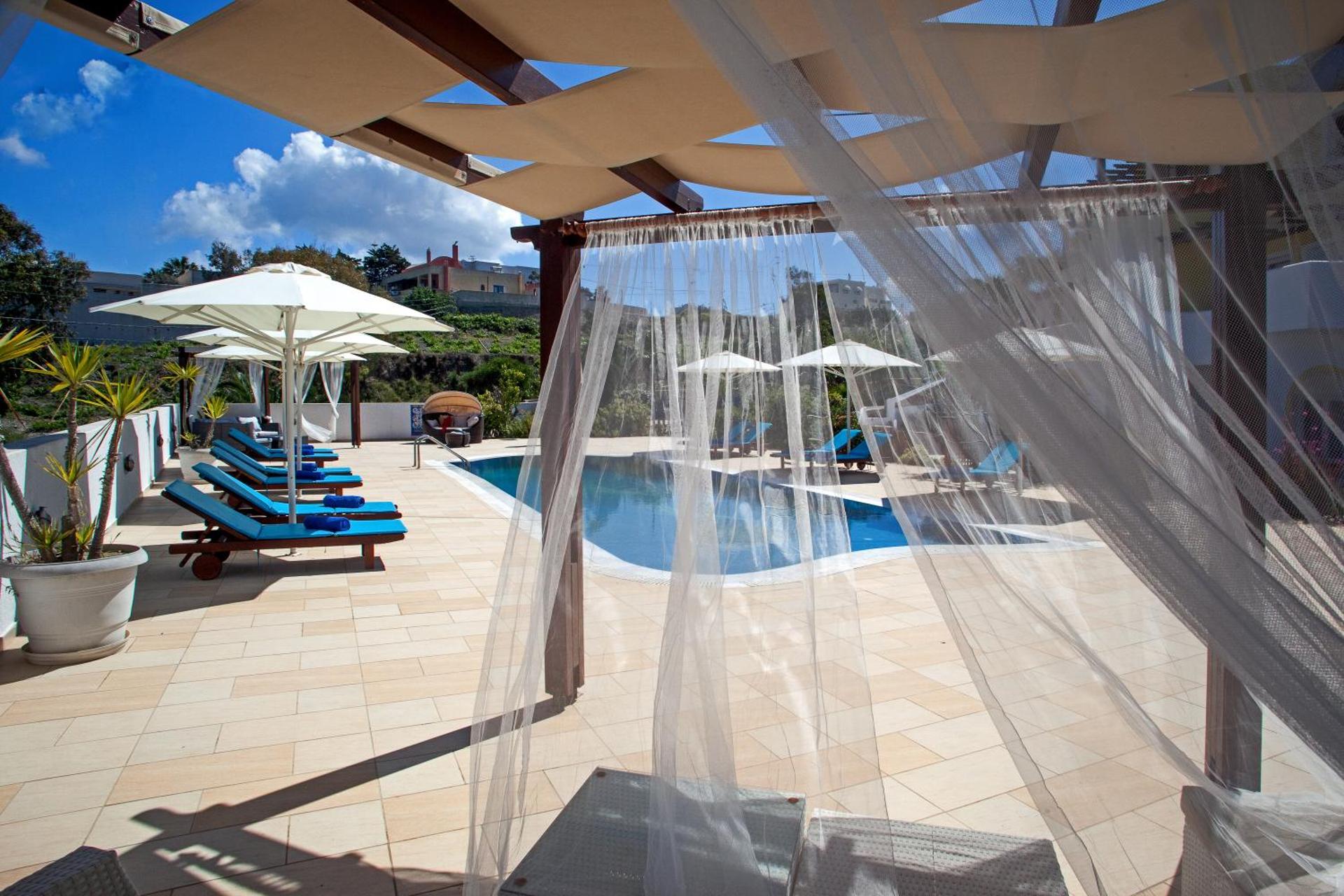 Arlene Suites - Photo 39