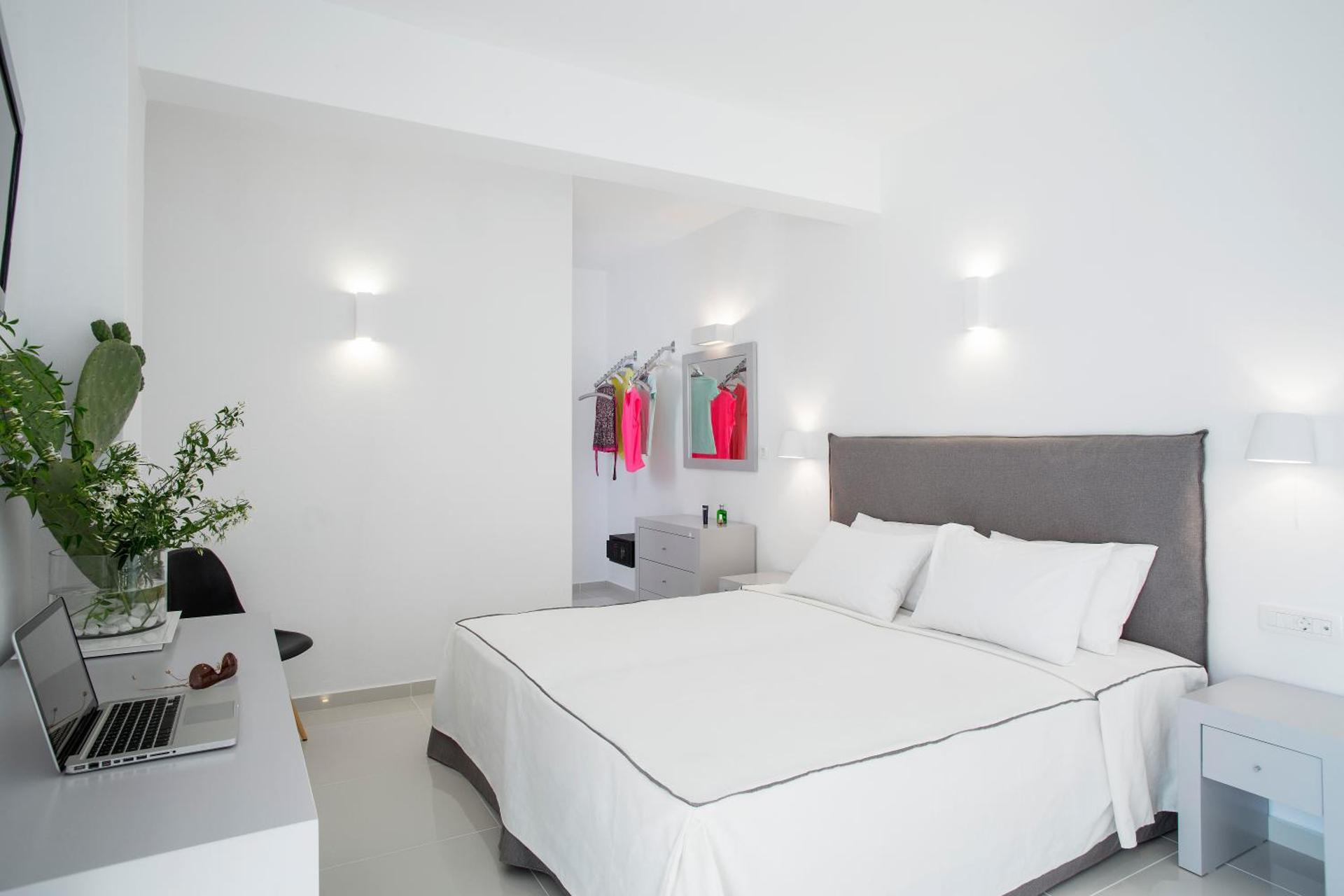 Dionysos Beach Resort & Villas - Photo 26