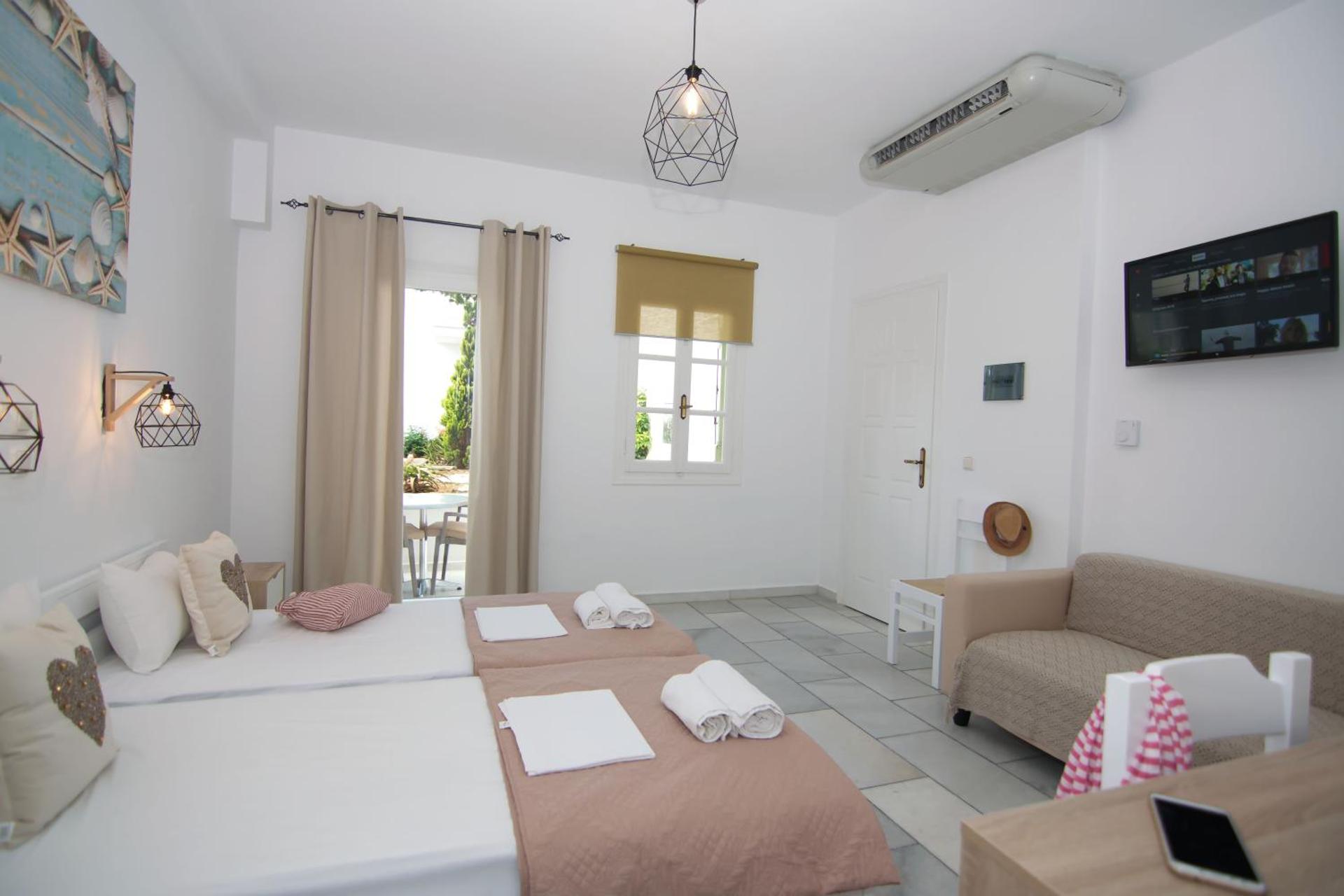 Camara Hotel - Photo 64