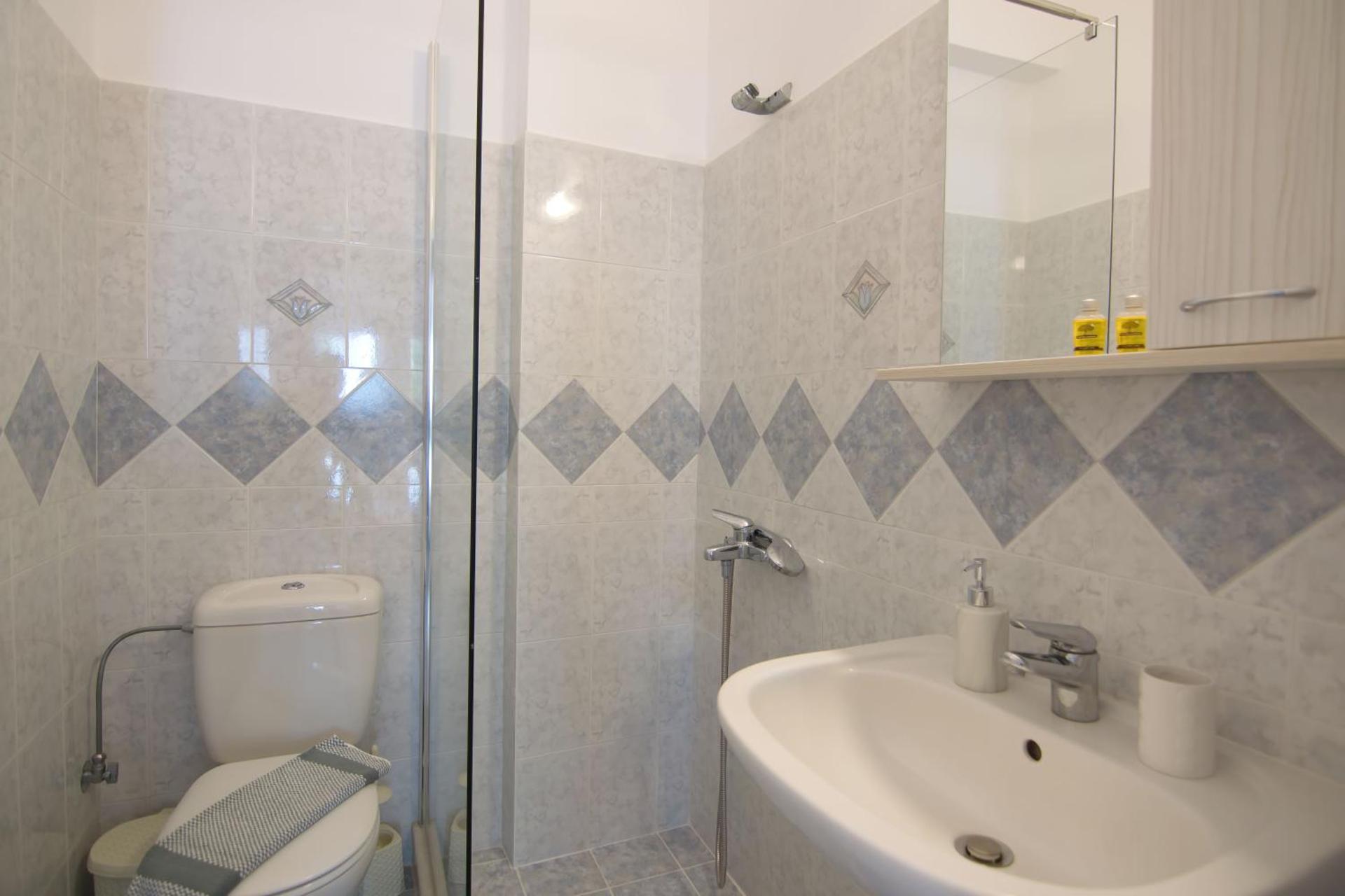 Camara Hotel - Photo 68