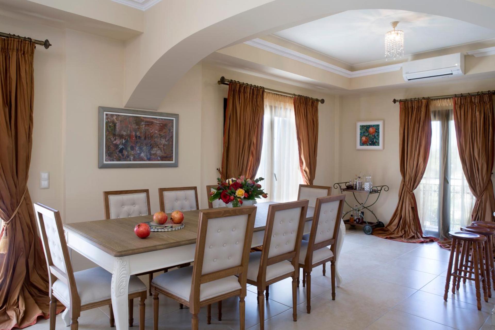 Avra Private Suites - Photo 146