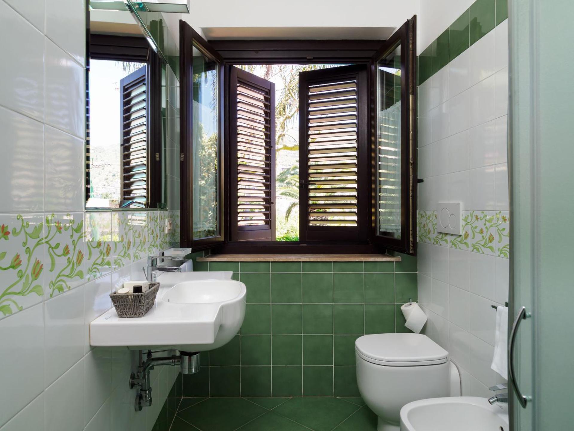 Hotel Sirius - Photo 25