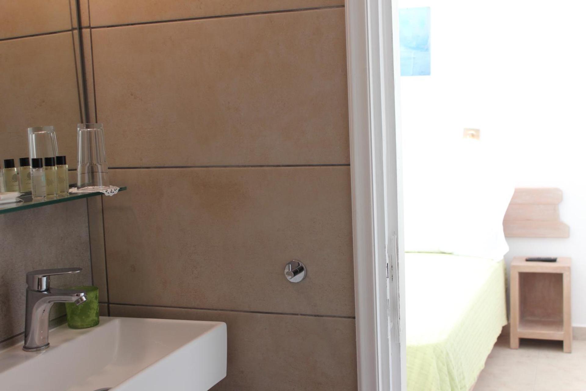 Londos Hotel - Photo 50