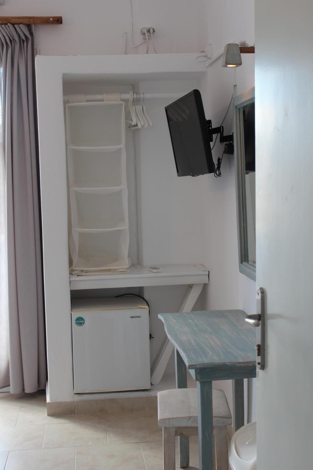 Londos Hotel - Photo 44