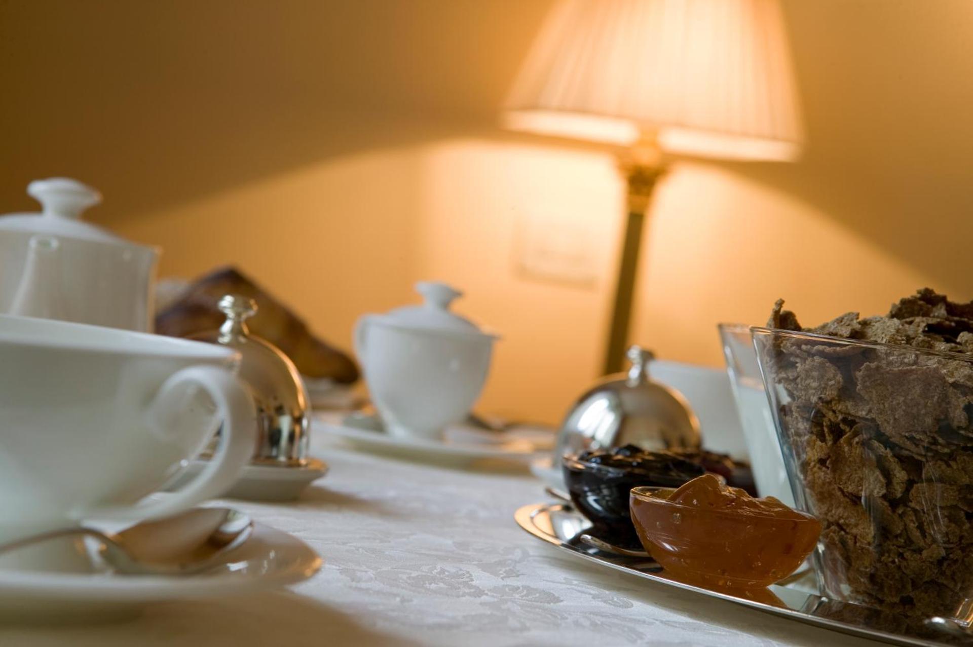 Astoria Hotel Italia - Photo 51