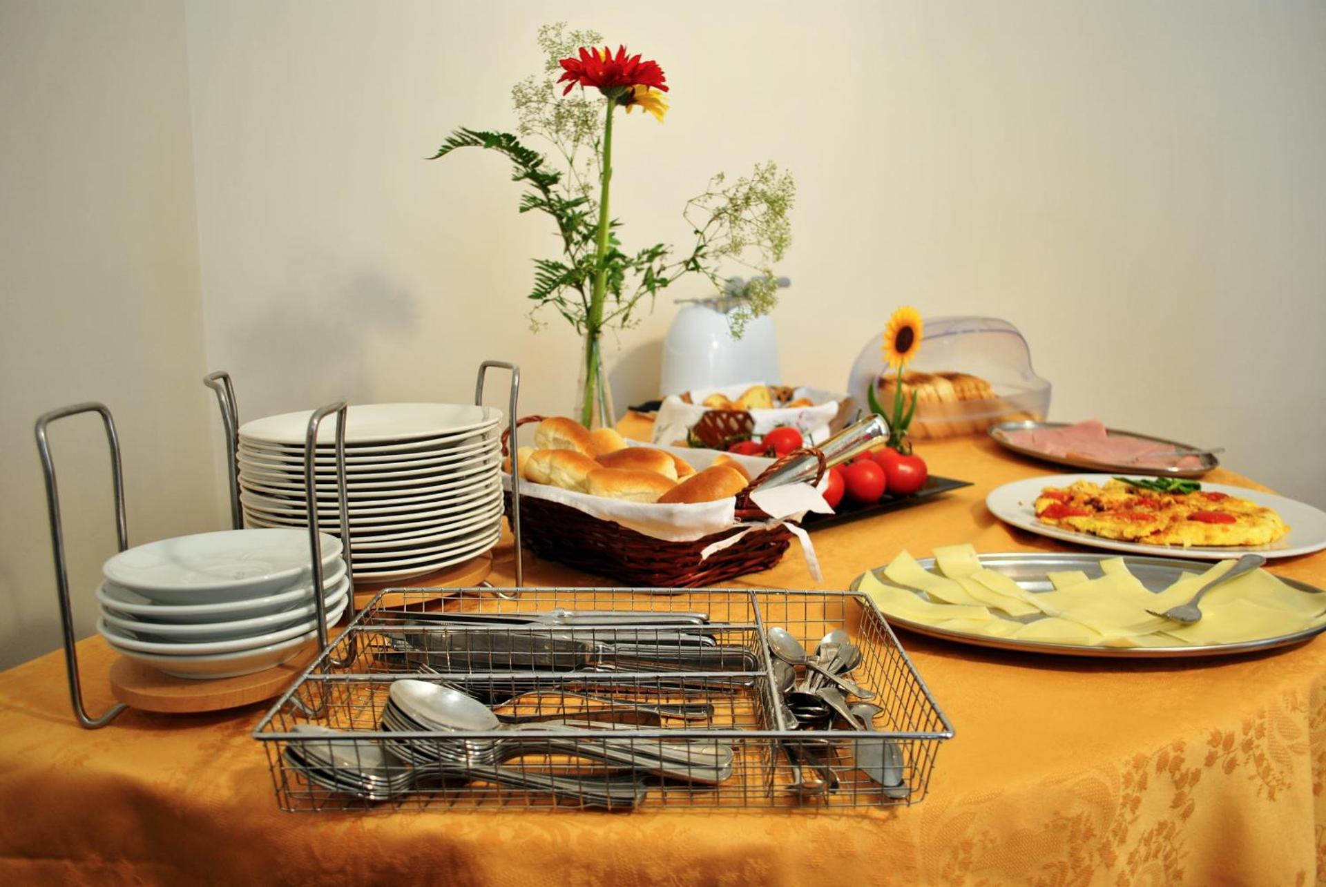 Hotel Columbia - Photo 21