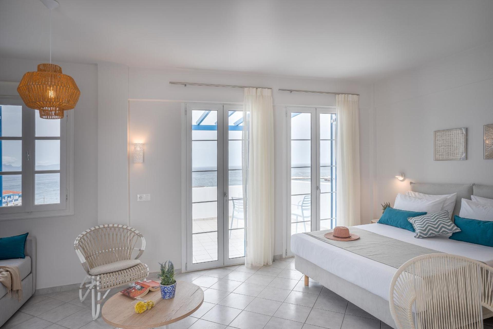 Studio Apartment with Sea View