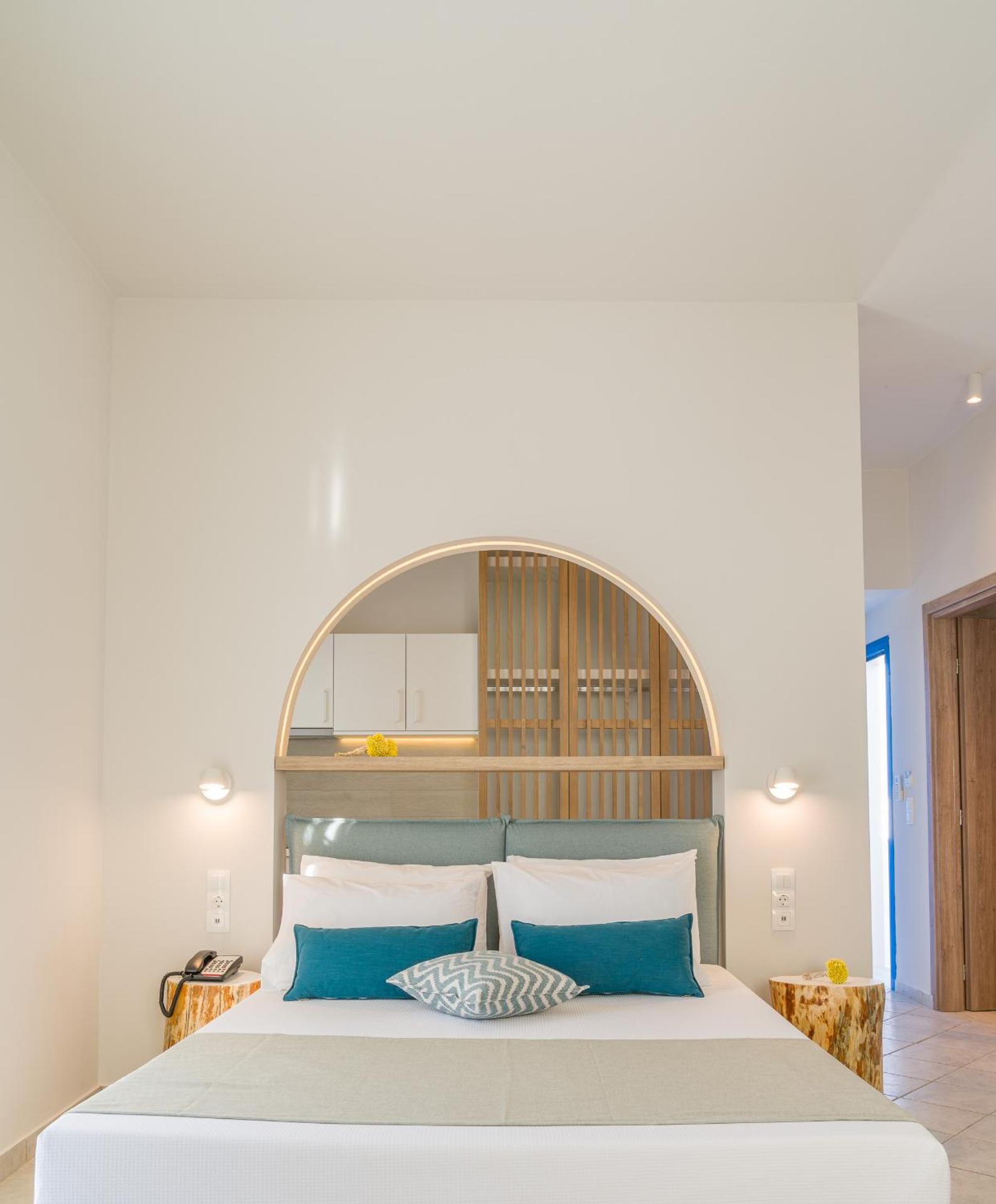 Romantica Hotel Apartments - Photo 11