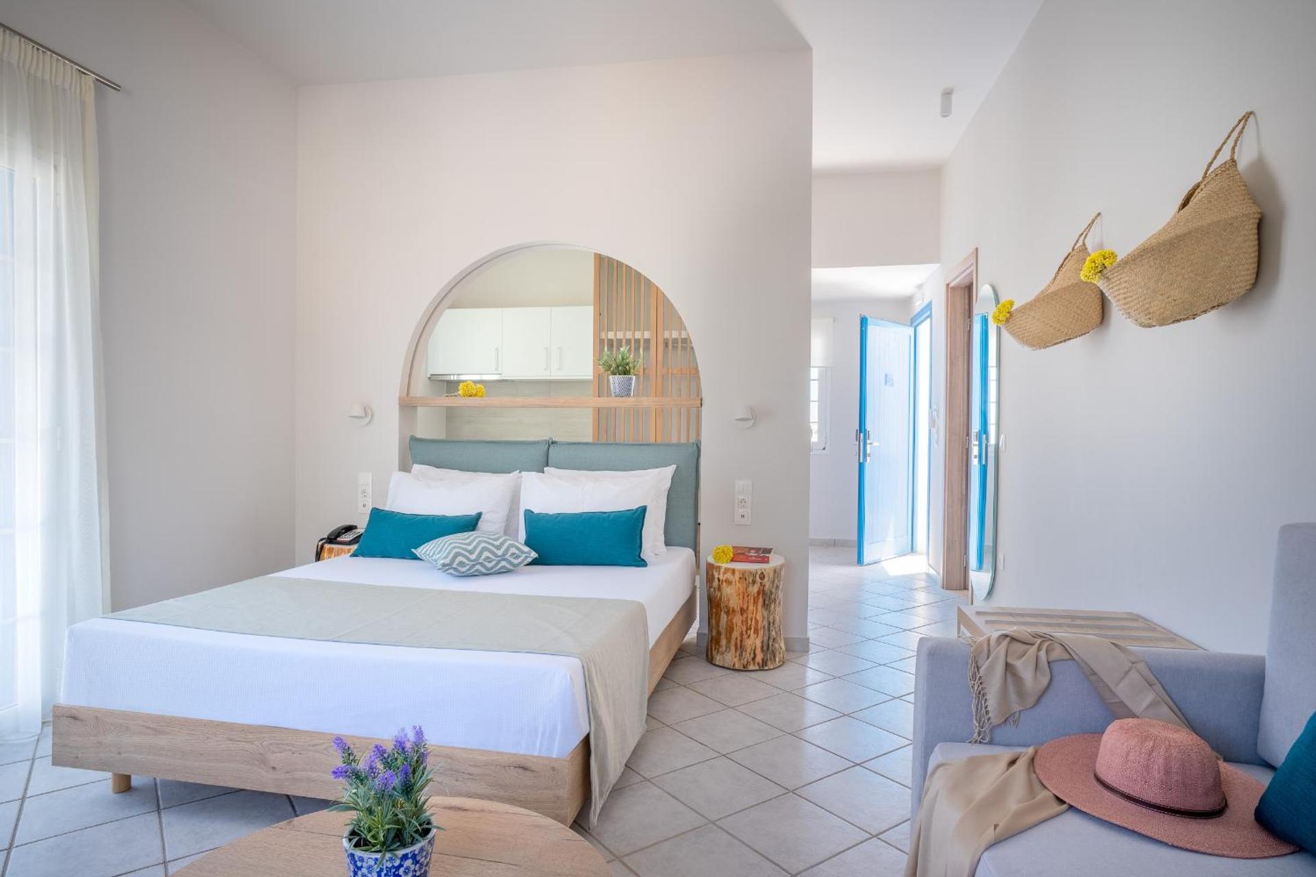 Romantica Hotel Apartments - Photo 9
