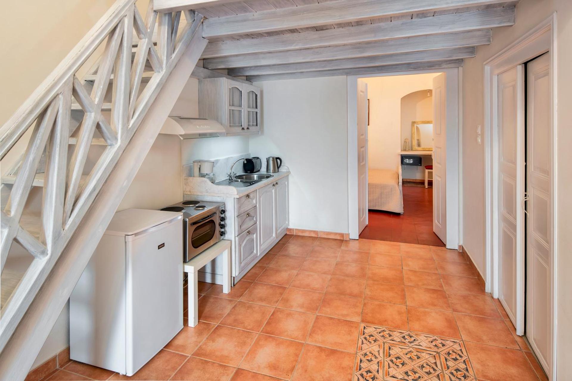 Day One Fira Mansion - Photo 38