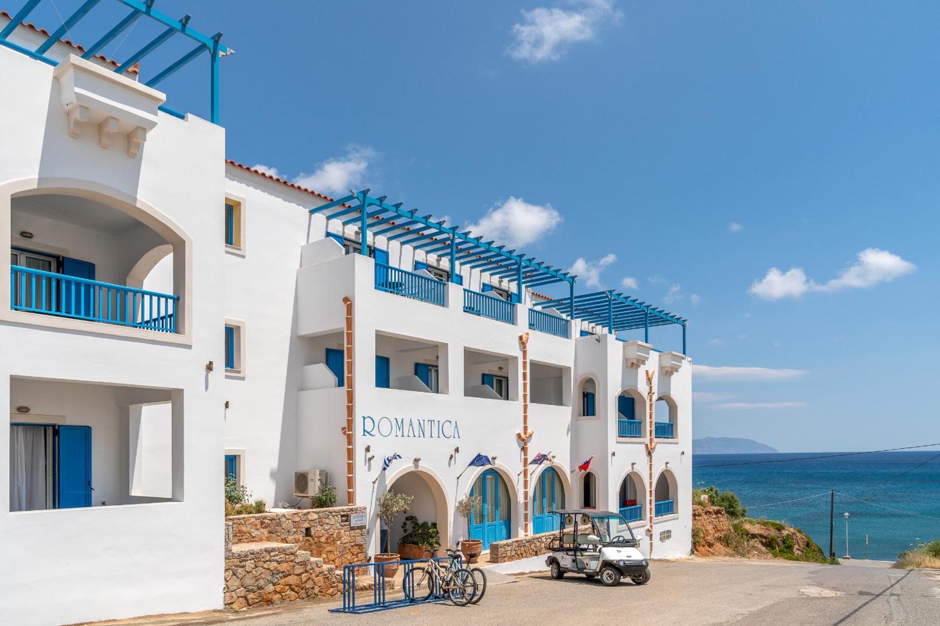 Romantica Hotel - Photo 8