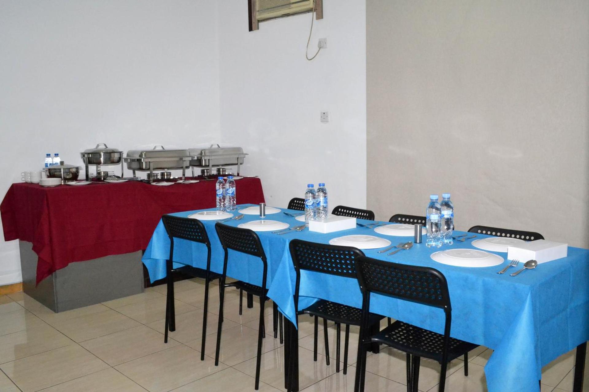 TAJ AL BARAHA HOTEL L.L.C - Photo 11