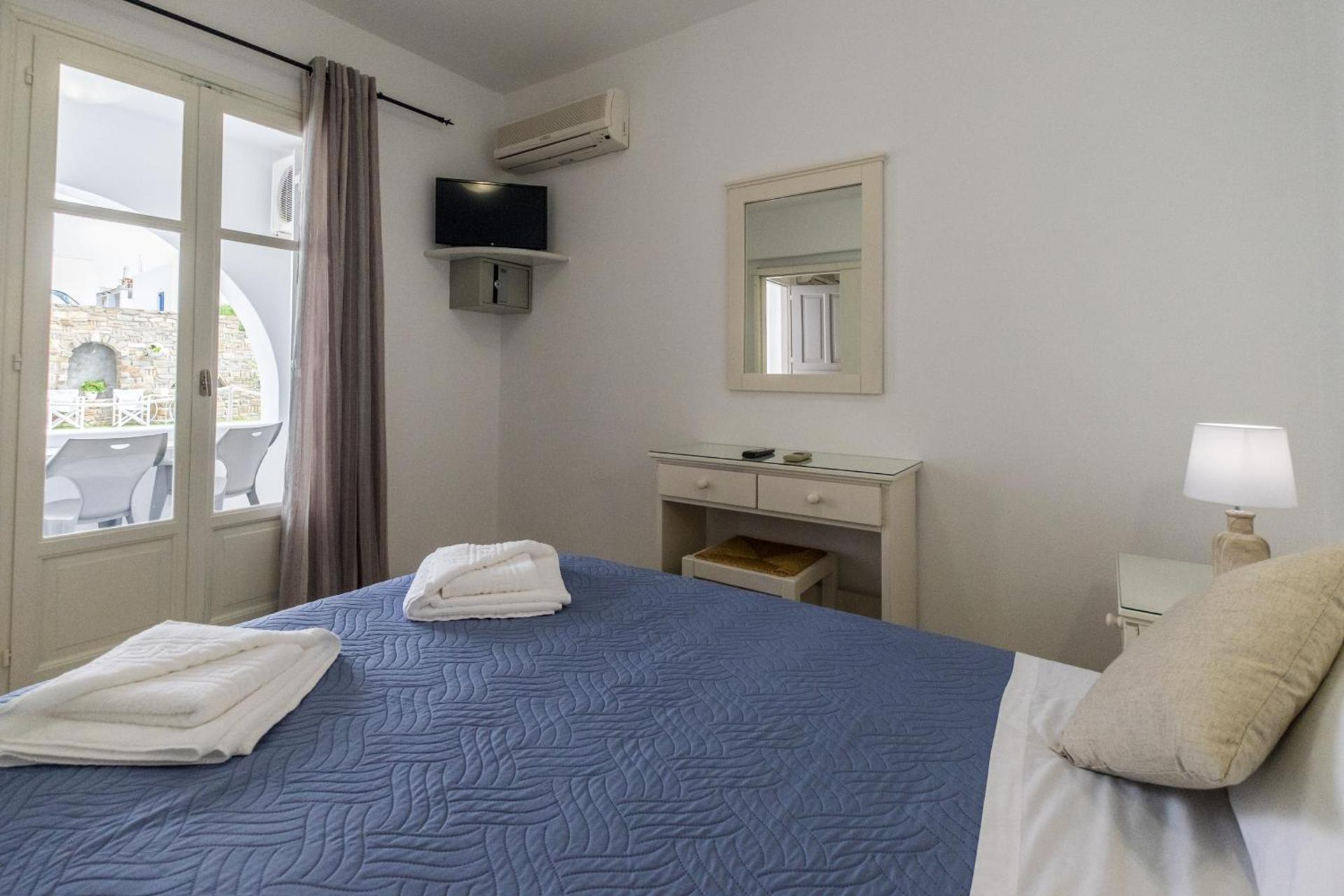 Joseph Studios - Photo 107