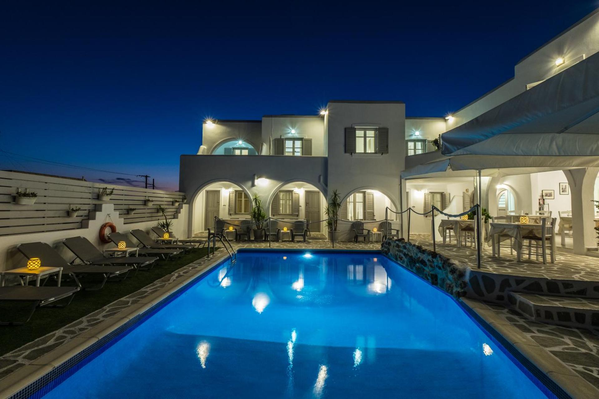 Joseph Studios - Photo 41