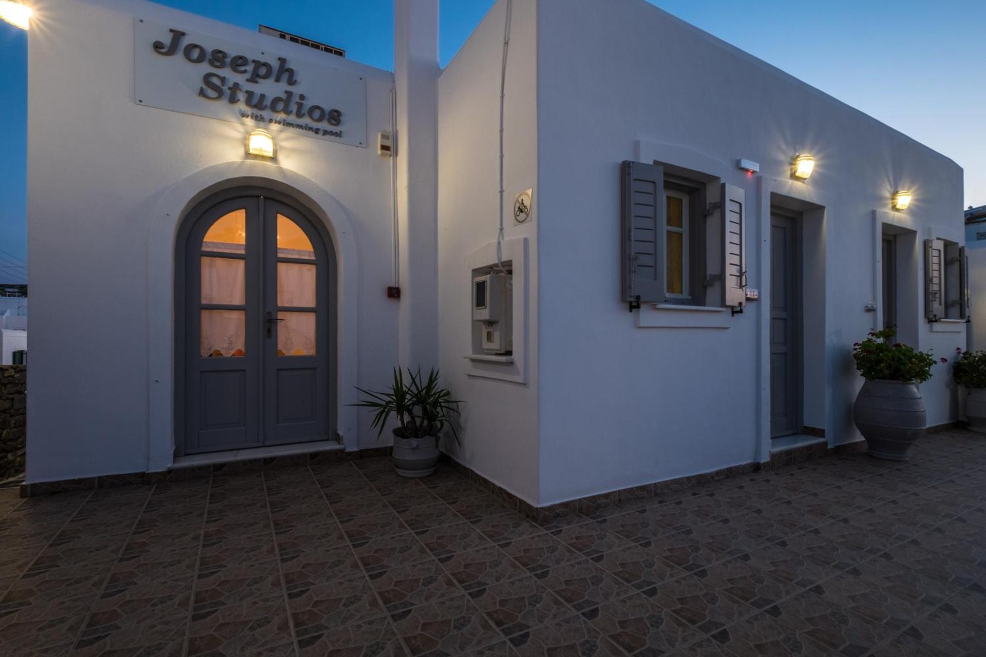 Joseph Studios - Photo 155