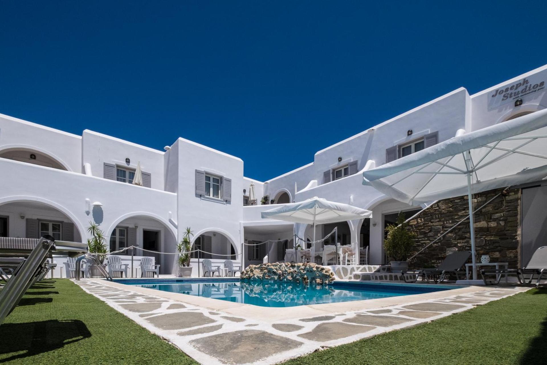 Joseph Studios - Photo 21