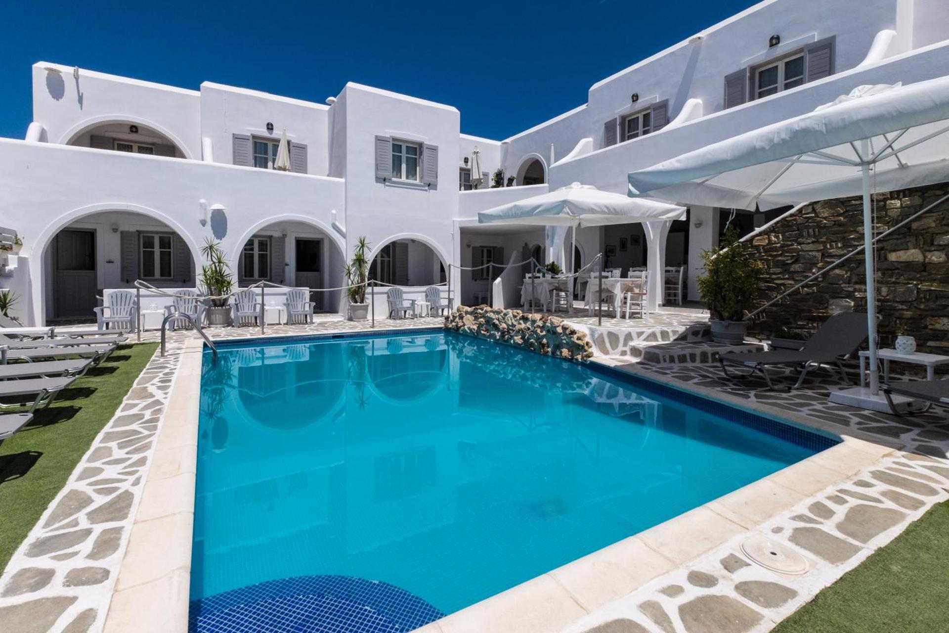 Joseph Studios - Photo 23