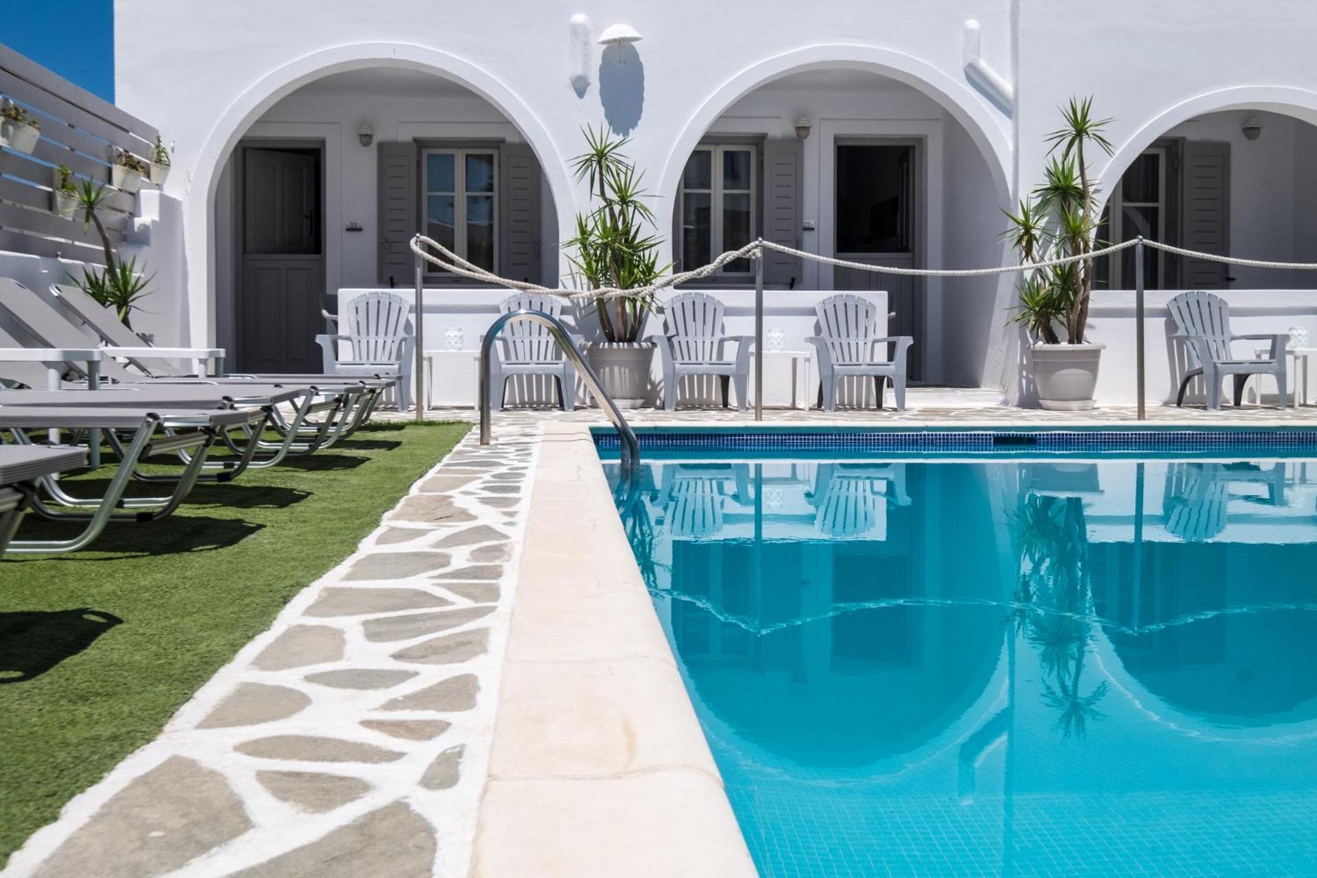 Joseph Studios - Photo 28