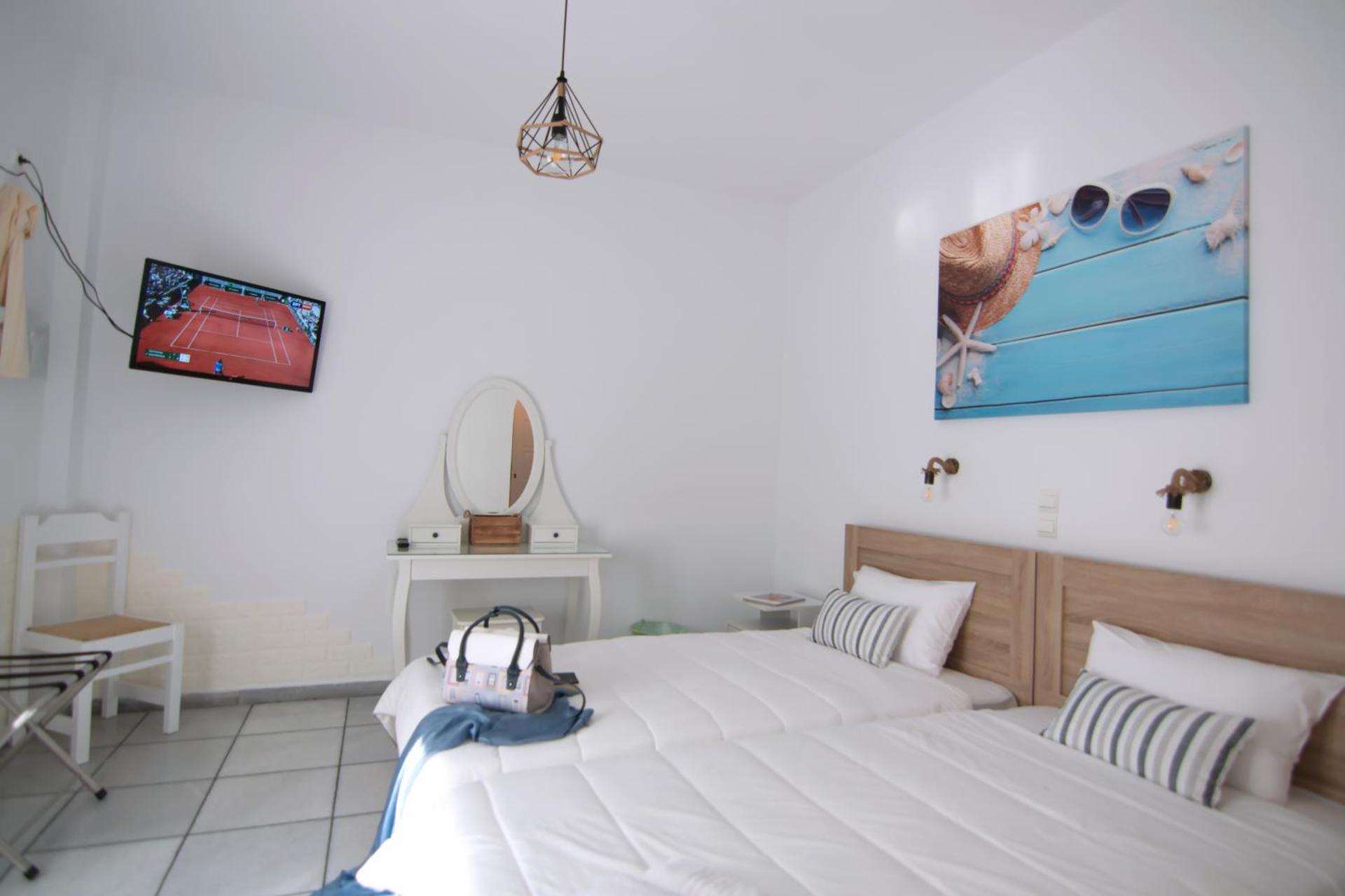 Camara Hotel - Photo 73